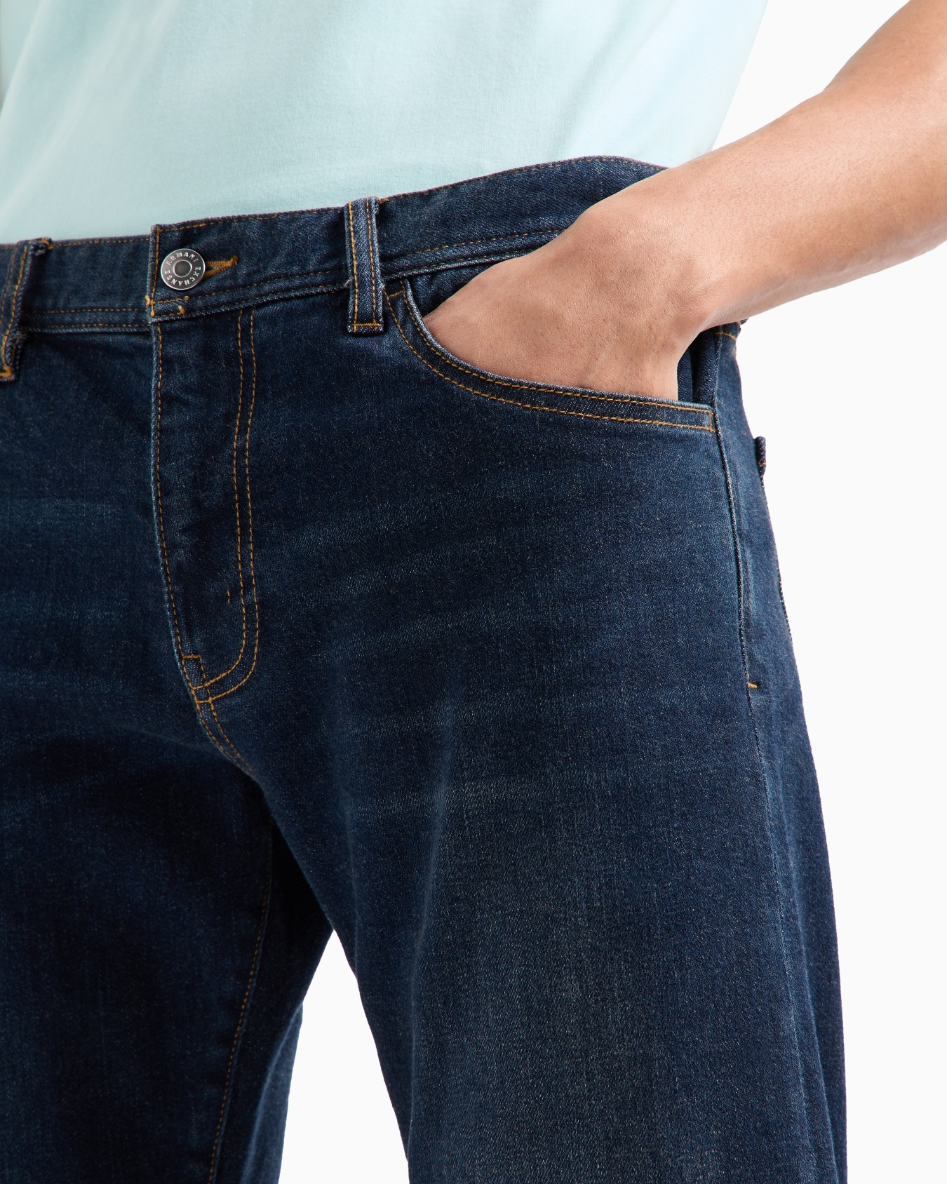 Straight Jeans Slide 4