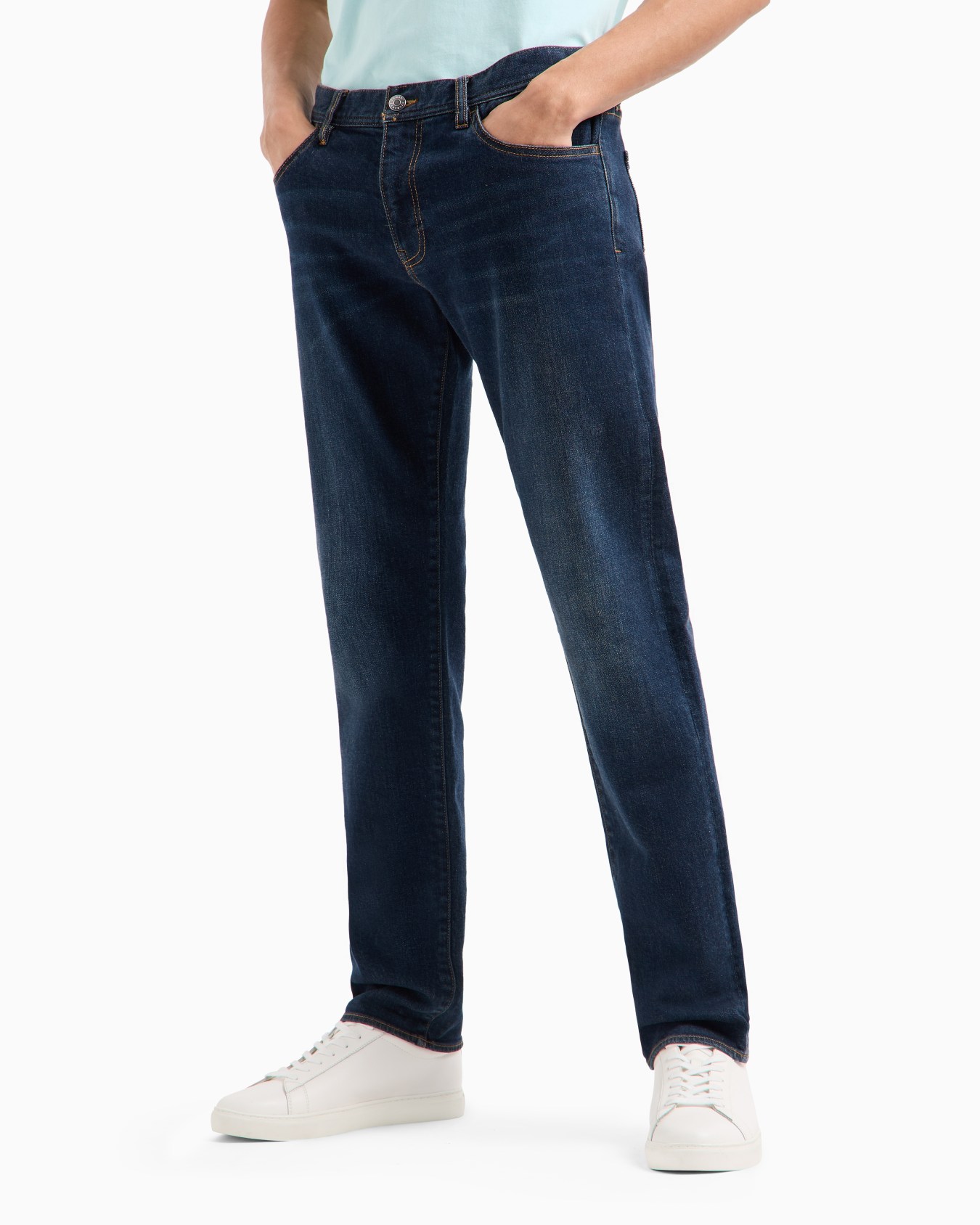 Straight Jeans Slide 1