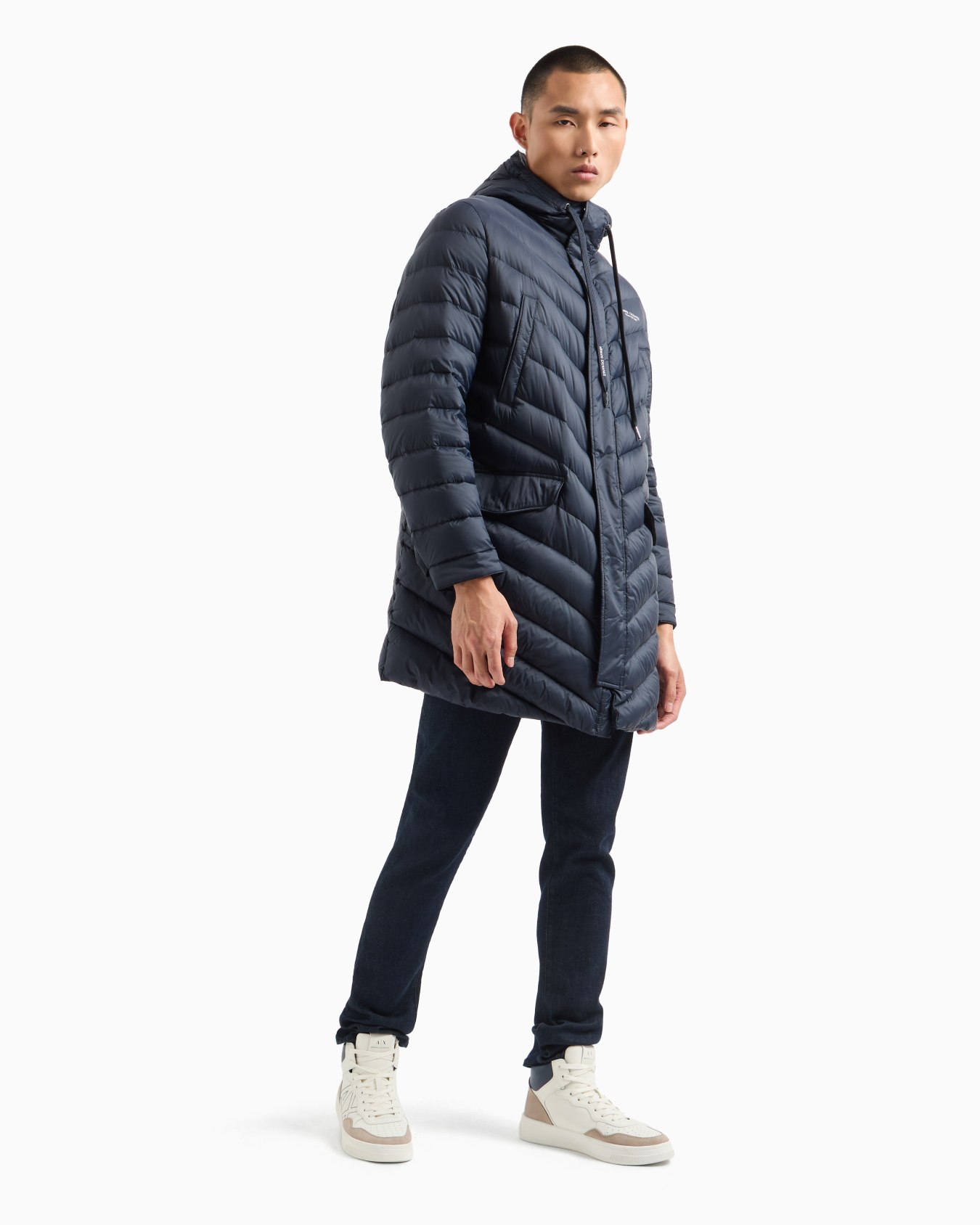 Long down jacket with hood Slide 1