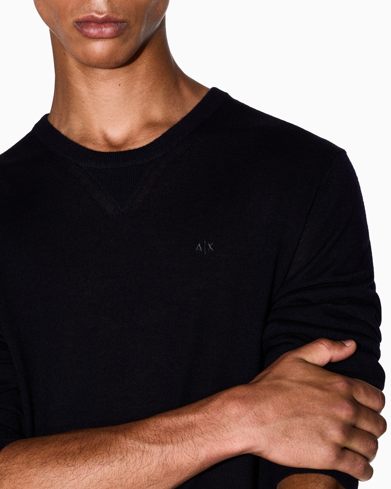 Crewneck sweater in virgin wool Slide 4
