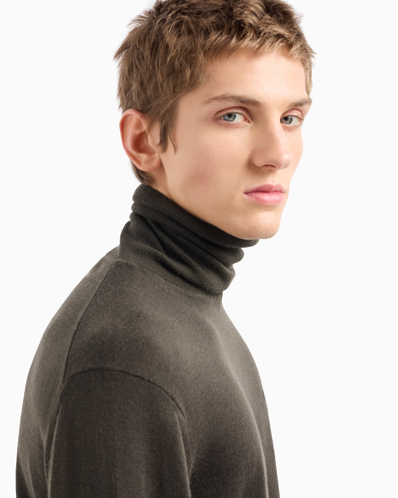 Rollkragenpullover aus Schurwolle Folie 4