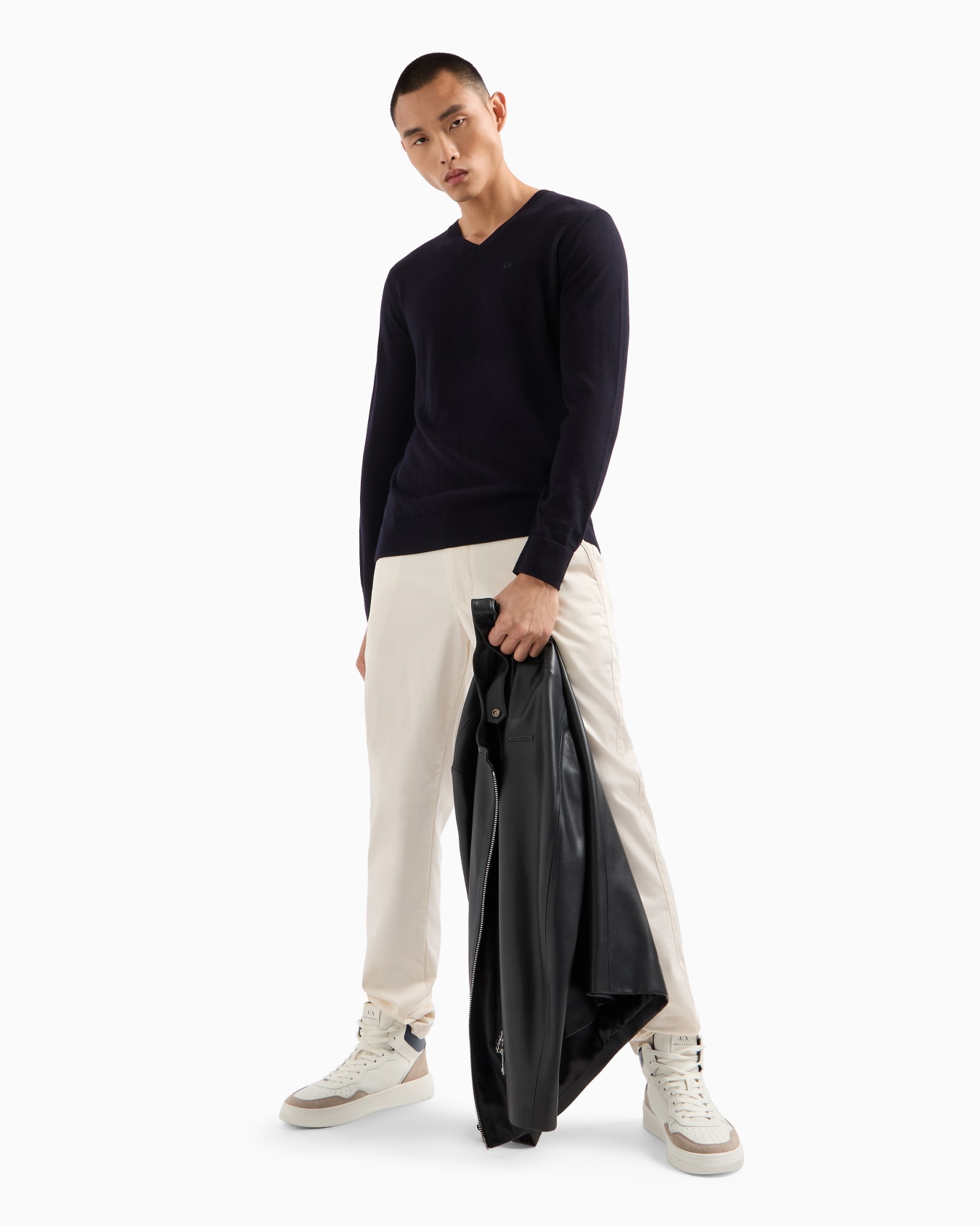 ASV Checked Jacquard V-neck Sweater Slide 3