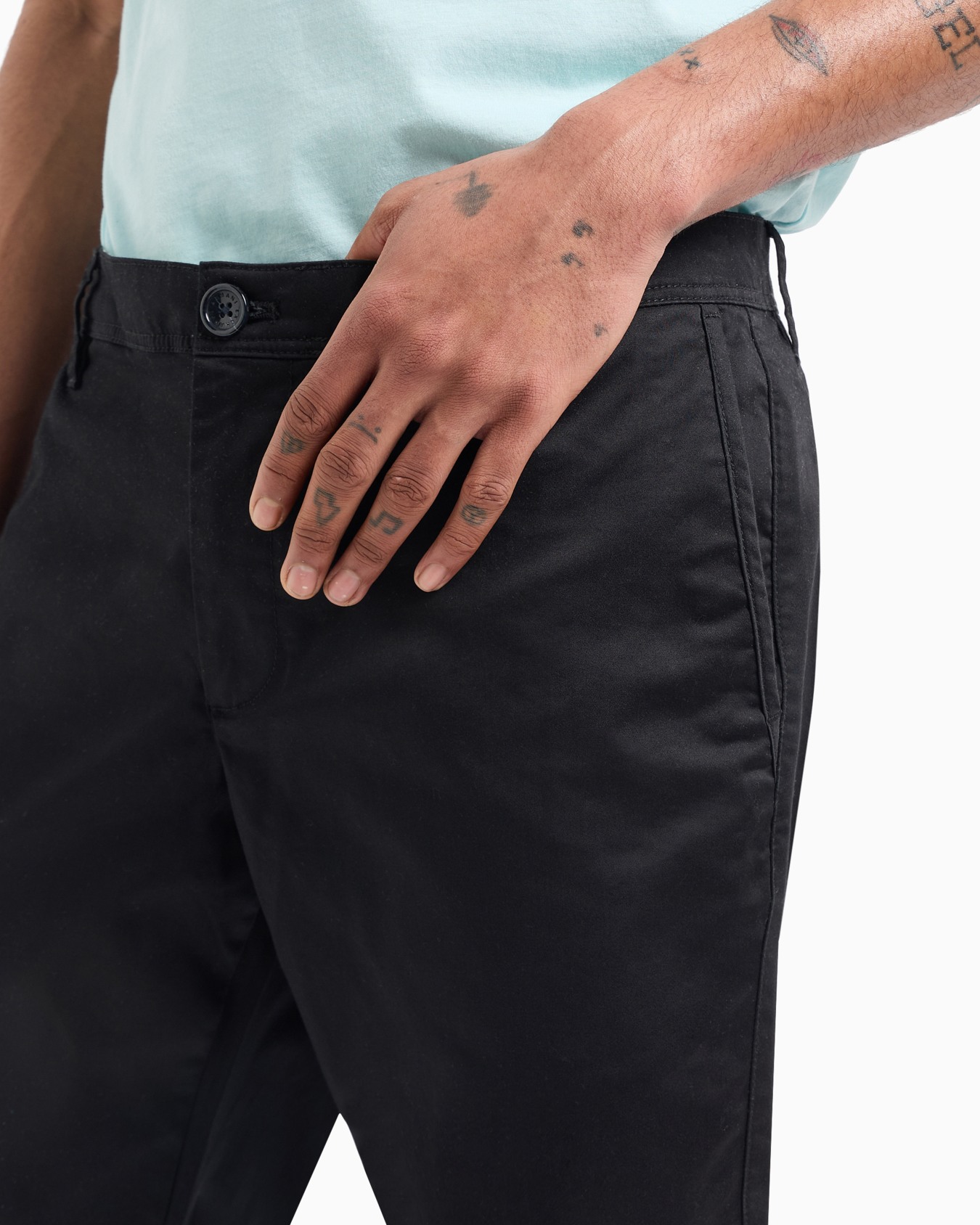 Pantalón chino de algodón satinado elástico Diapositiva 4