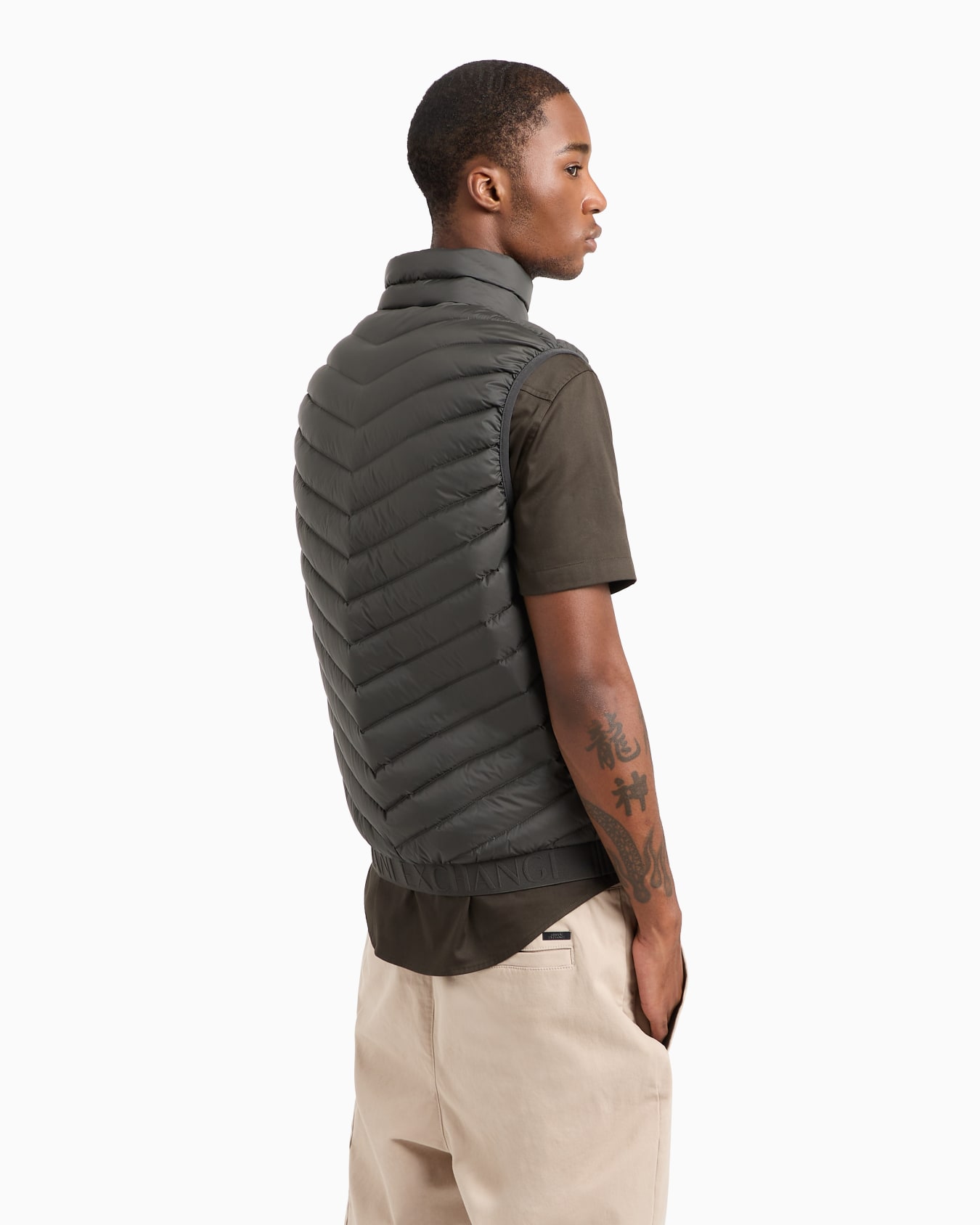 Double-face padded sleeveless down jacket Slide 2