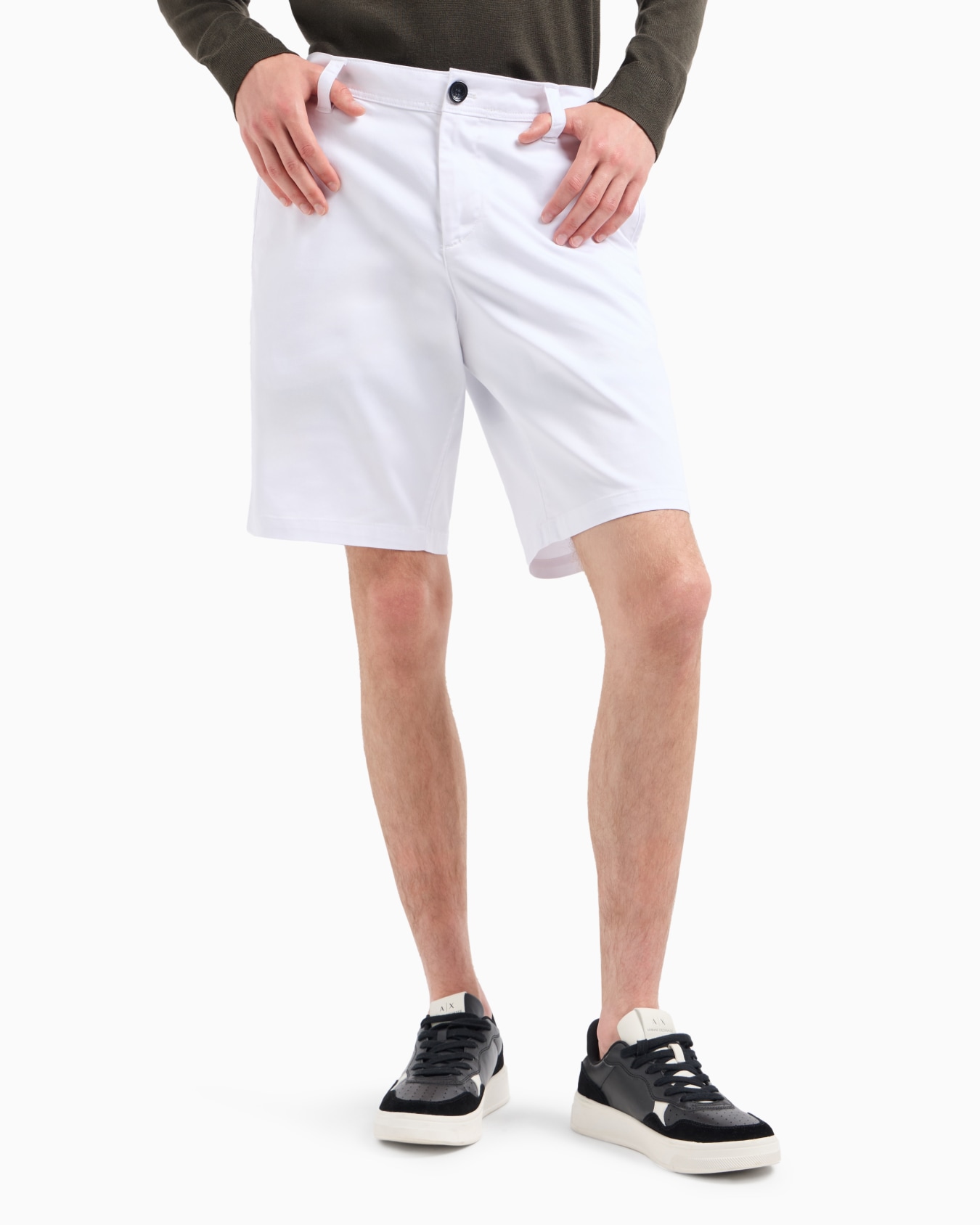 Bermuda shorts in satin stretch fabric Slide 3