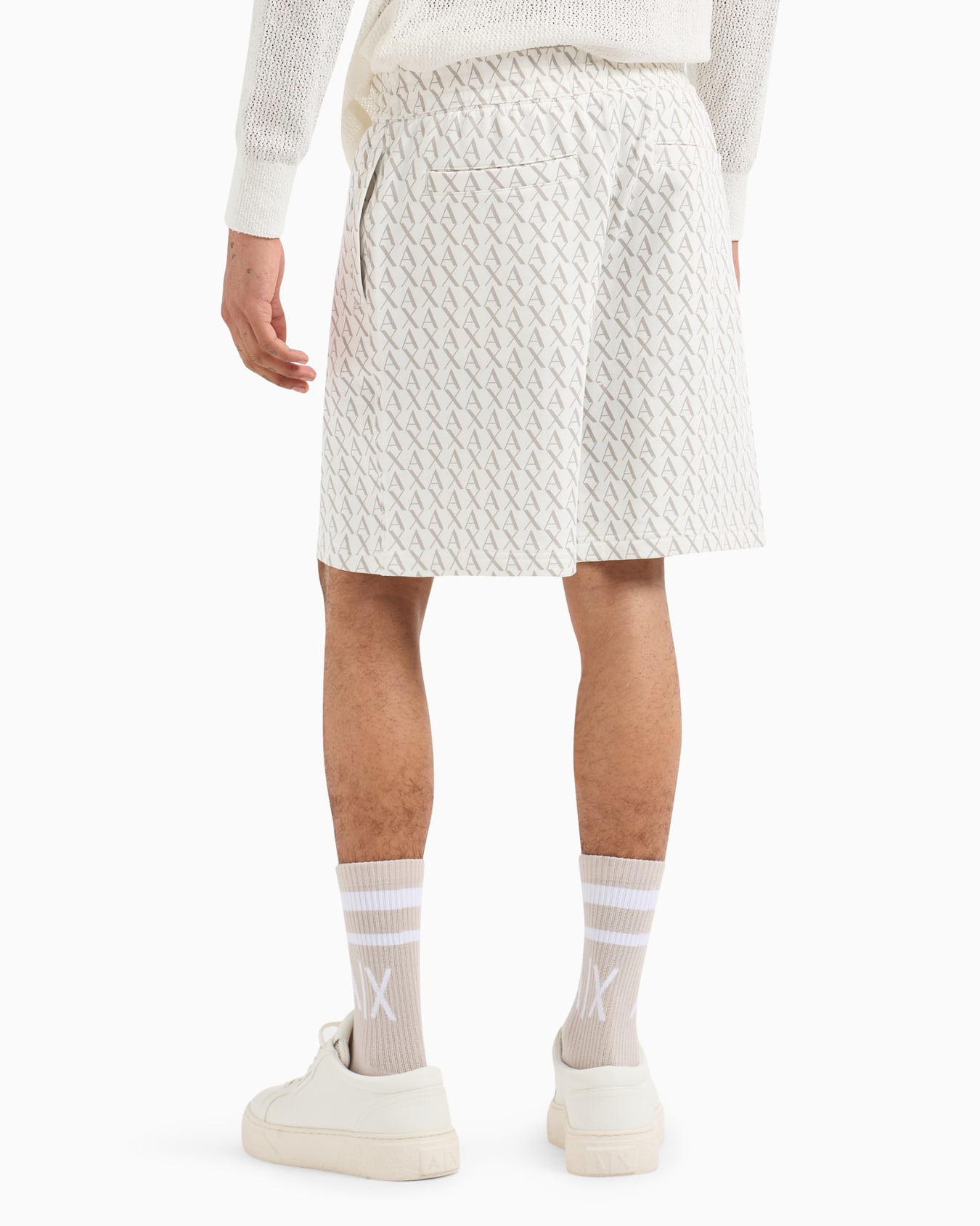 Trousers in flowing fabric Diapositiva 2