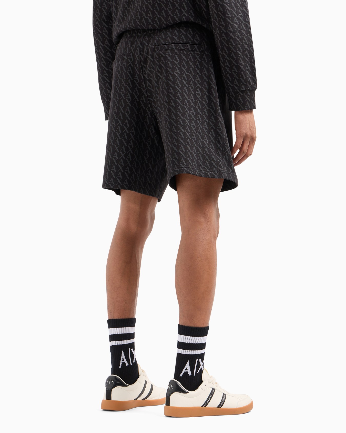 Trousers in flowing fabric Diapositiva 2