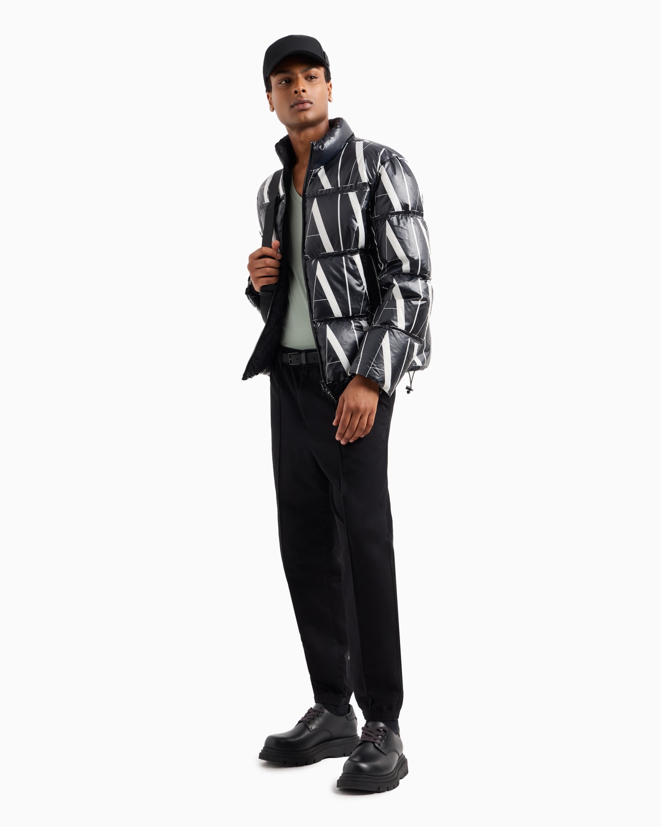 Slim fit T-shirt in Pima cotton jersey Slide 3