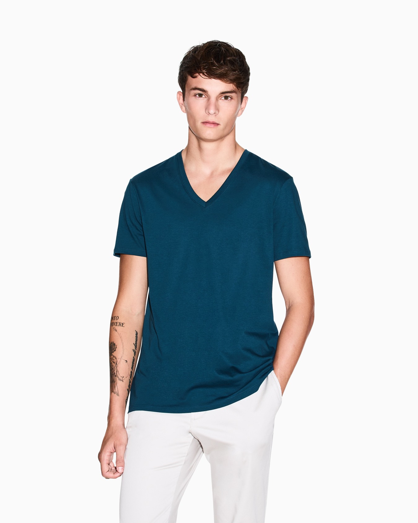 Camiseta slim fit de punto de algodón Pima Diapositiva 3