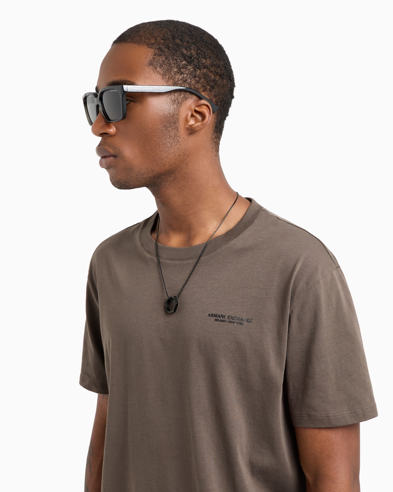 Regular fit T-shirt with logo  Slide 4
