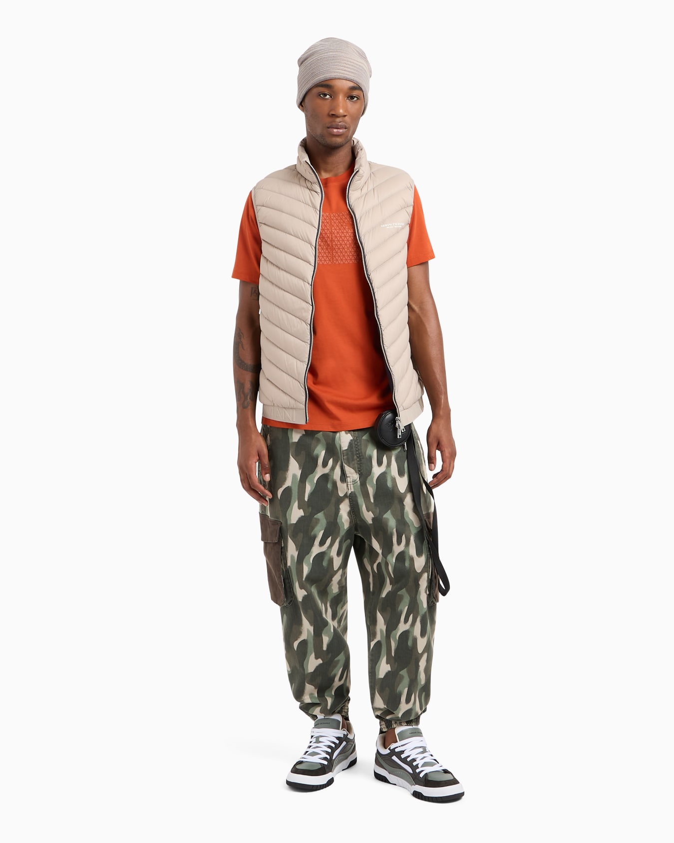  Slim fit jersey T-shirt with logo Slide 3