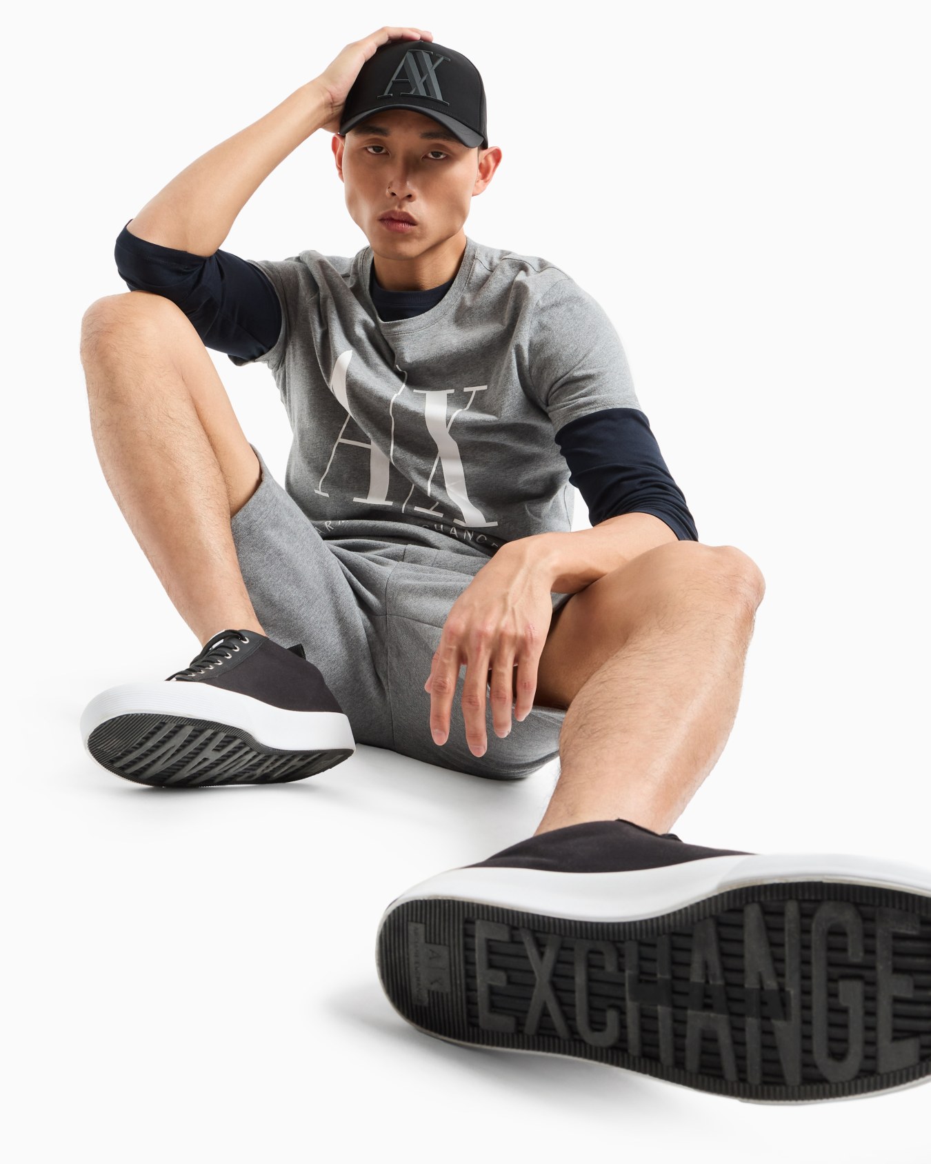 Regular fit T-shirt with logo  Slide 3