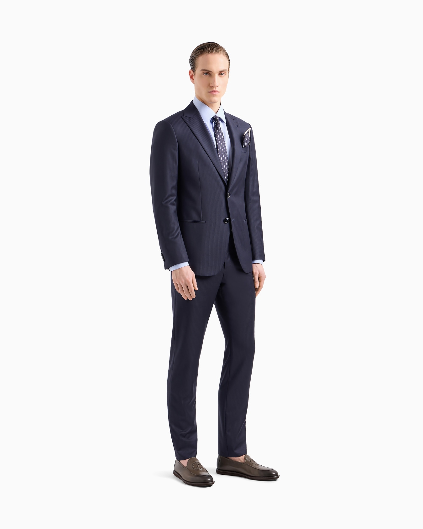 Regular-fit shirt made from micro-woven cotton Slide 1