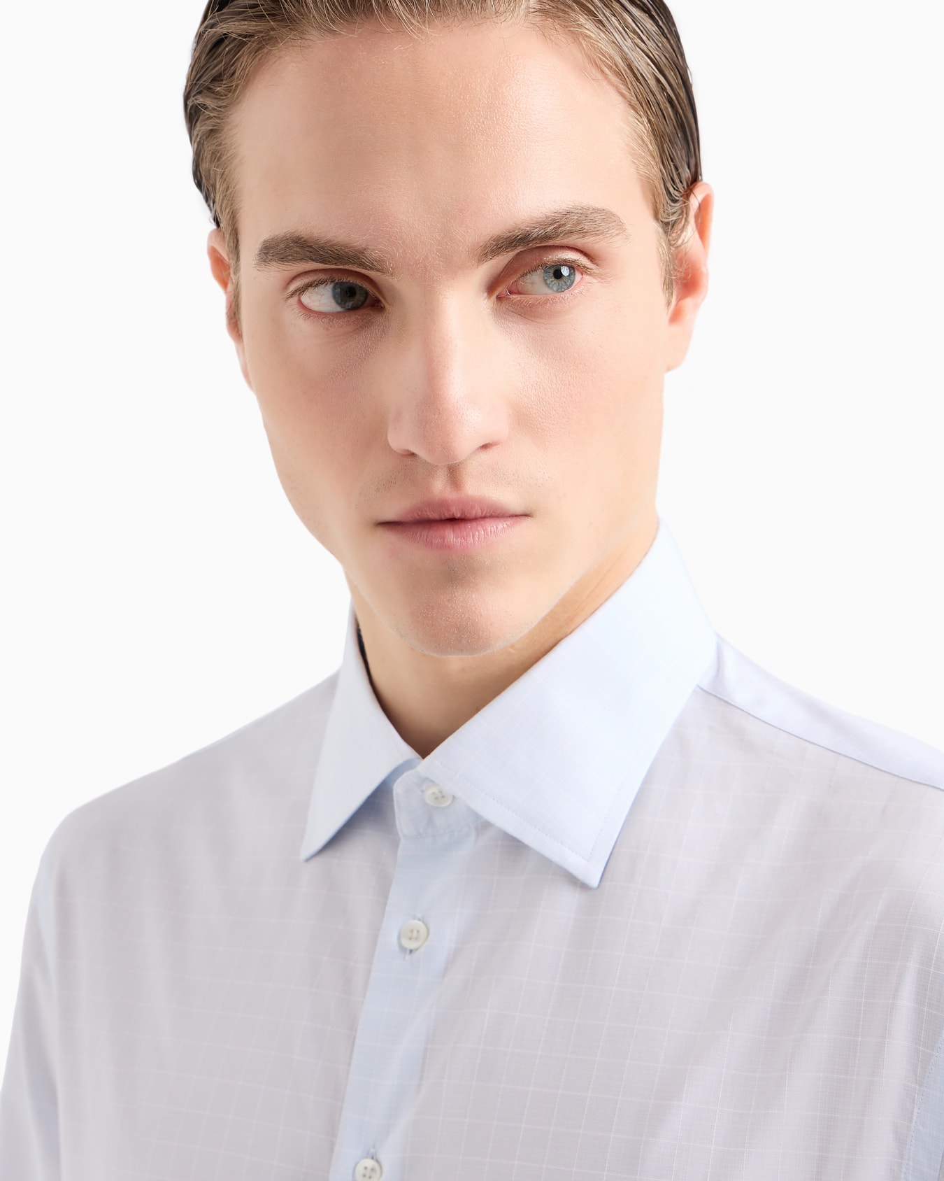 Regular-fit shirt made from micro-woven cotton Slide 4