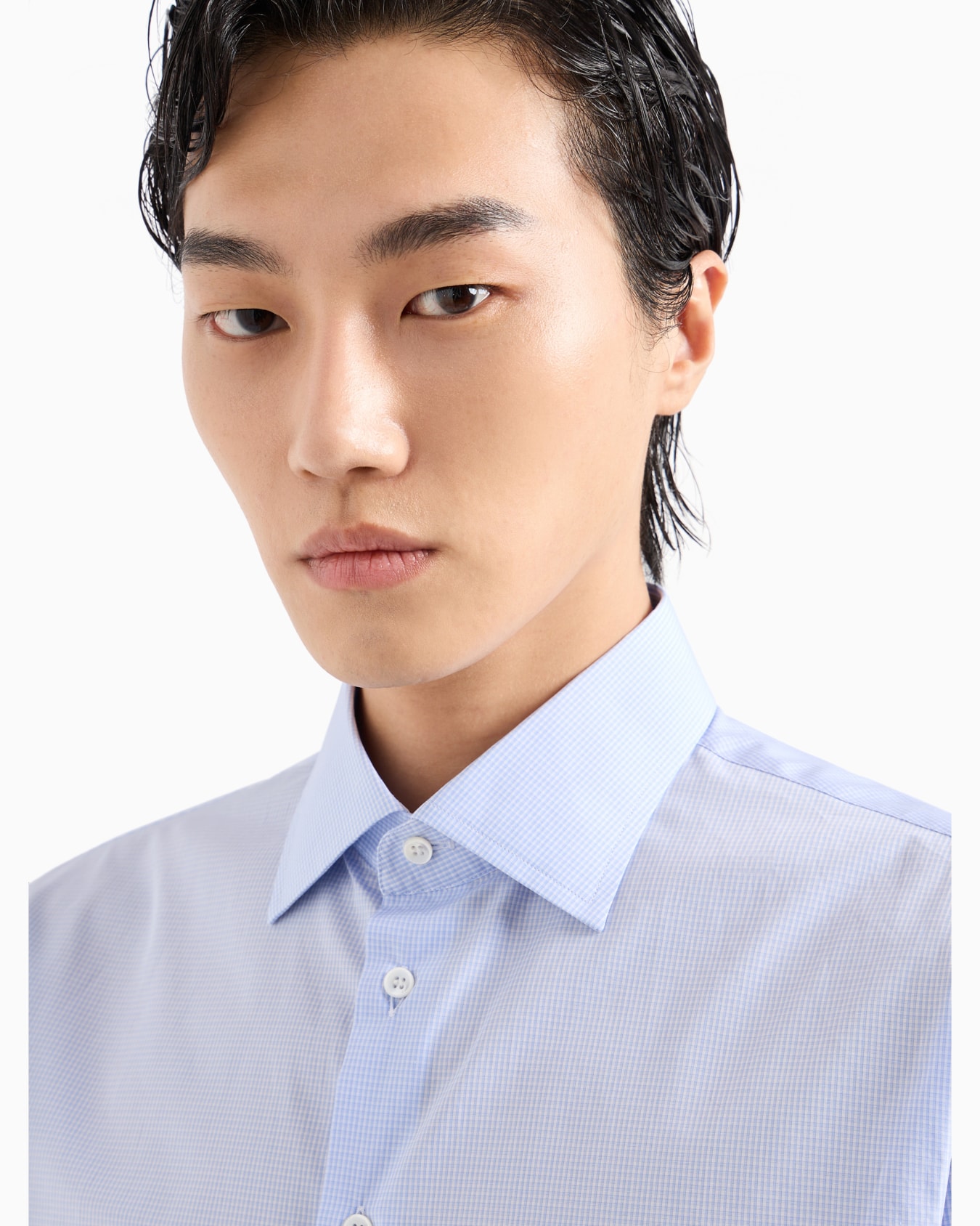 Regular-fit shirt made from micro-woven cotton Slide 4