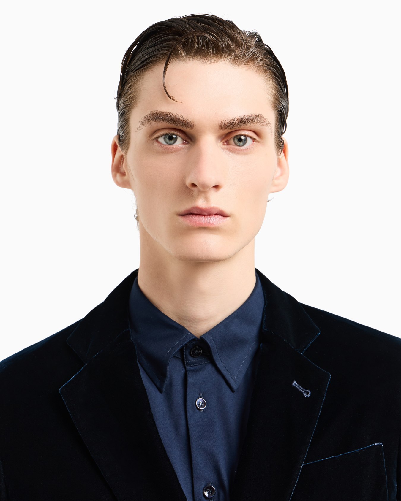 Double-breasted Upton jacket in stretch plain velvet Slide 4