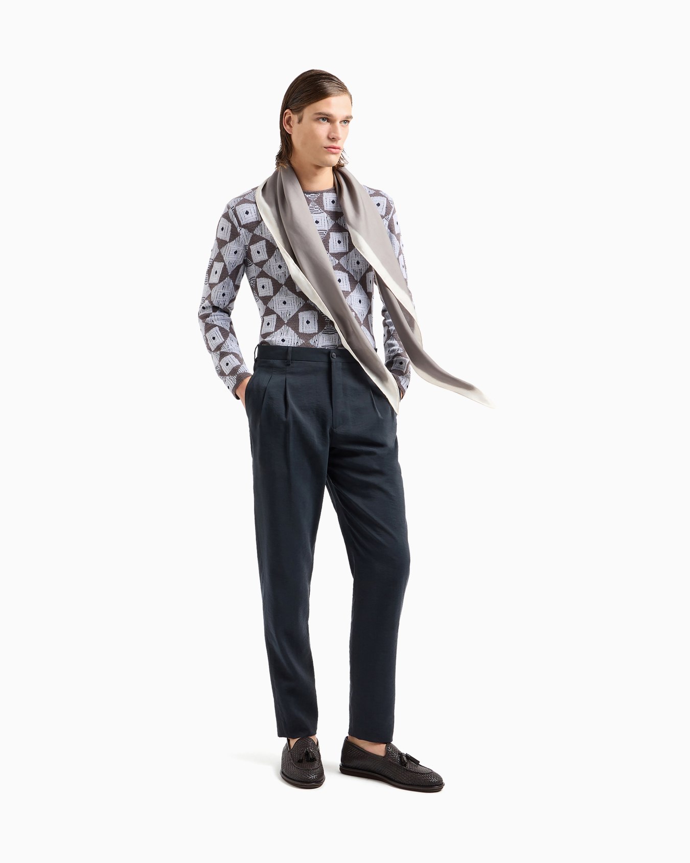Two-dart trousers in silk-blend twill Slide 1