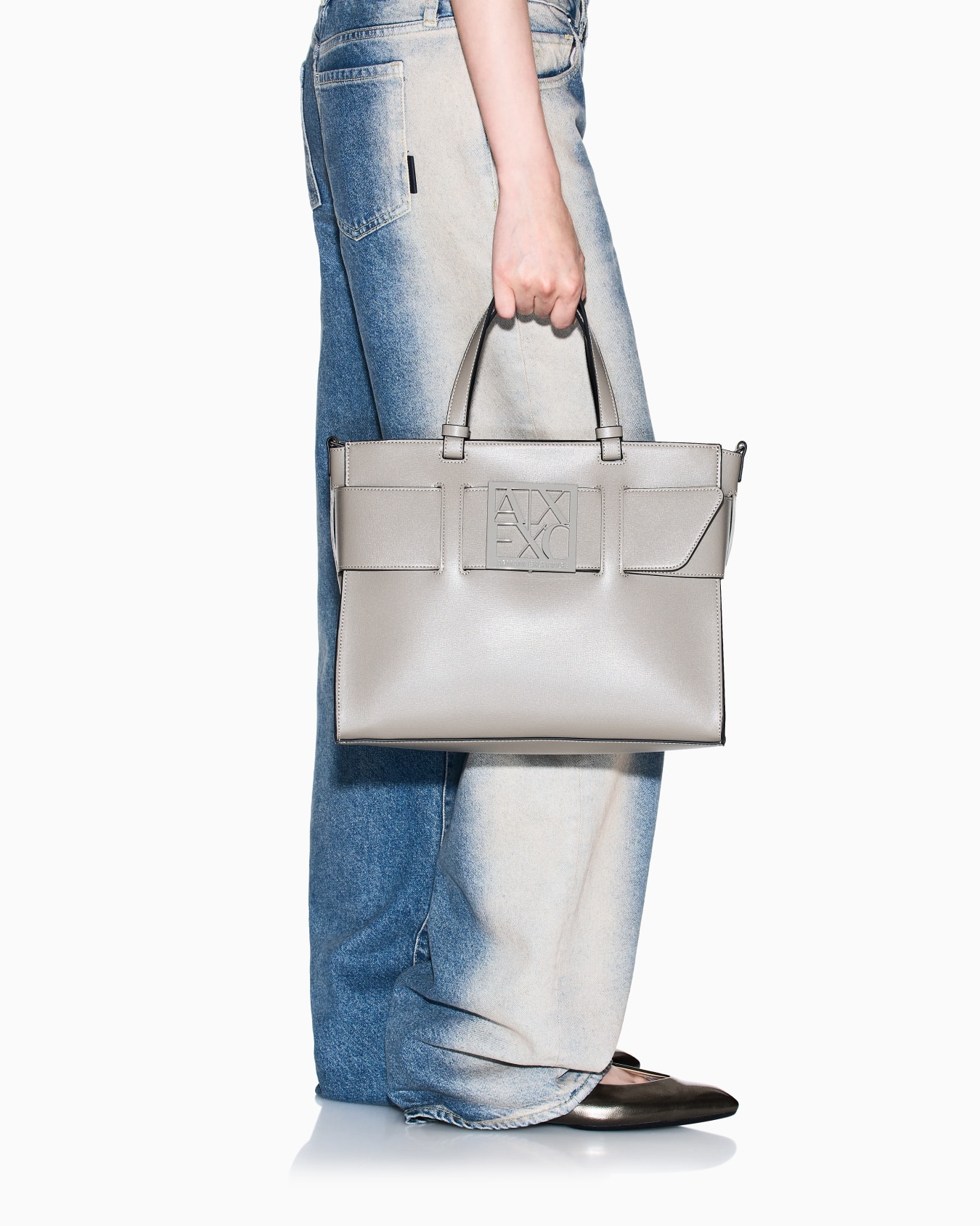 Large tote bag with double handles and shoulder strap Slide 5