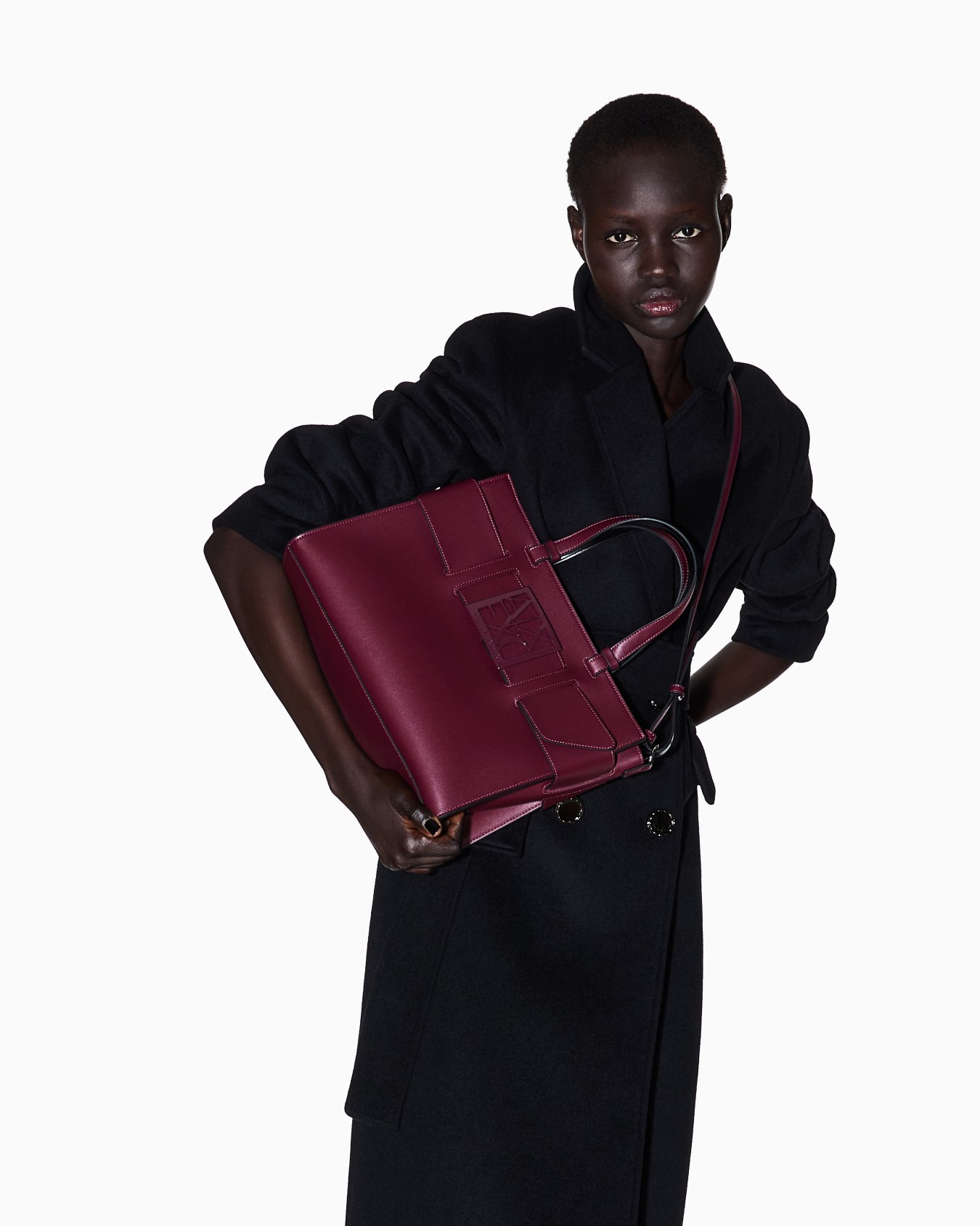 Tote bag grande con doppi manici e tracolla Slide 6