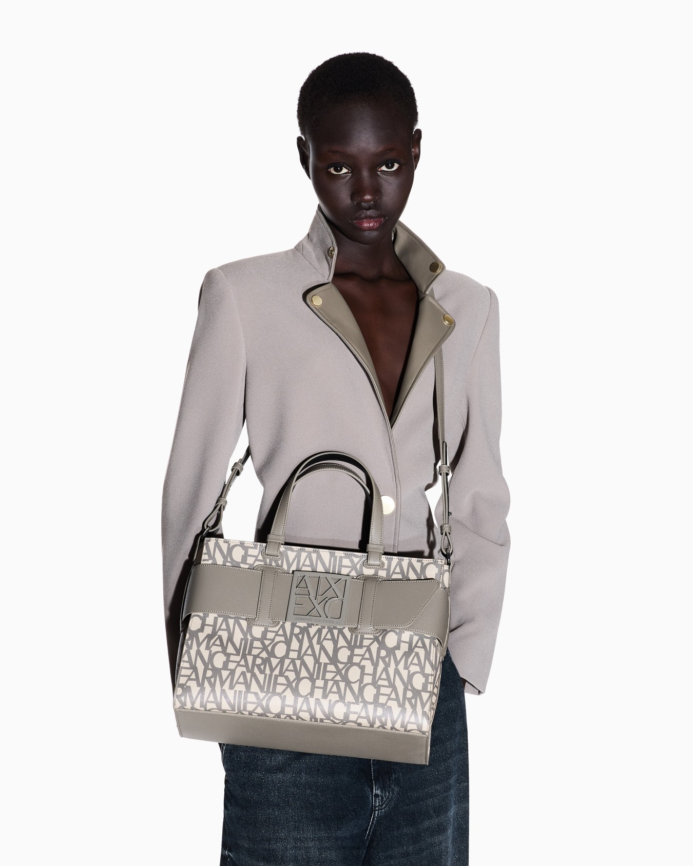 Bolso tote grande con doble asa y bandolera Diapositiva 6