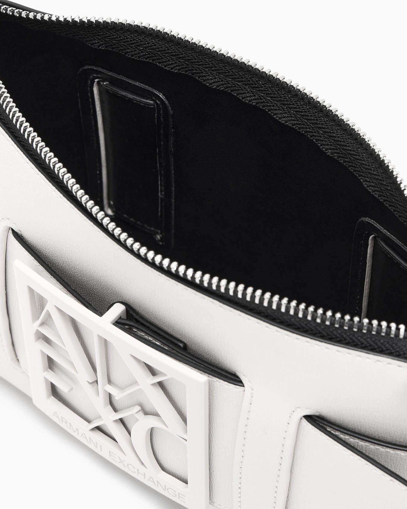  Color block shoulder bag with maxi logo Slide 3