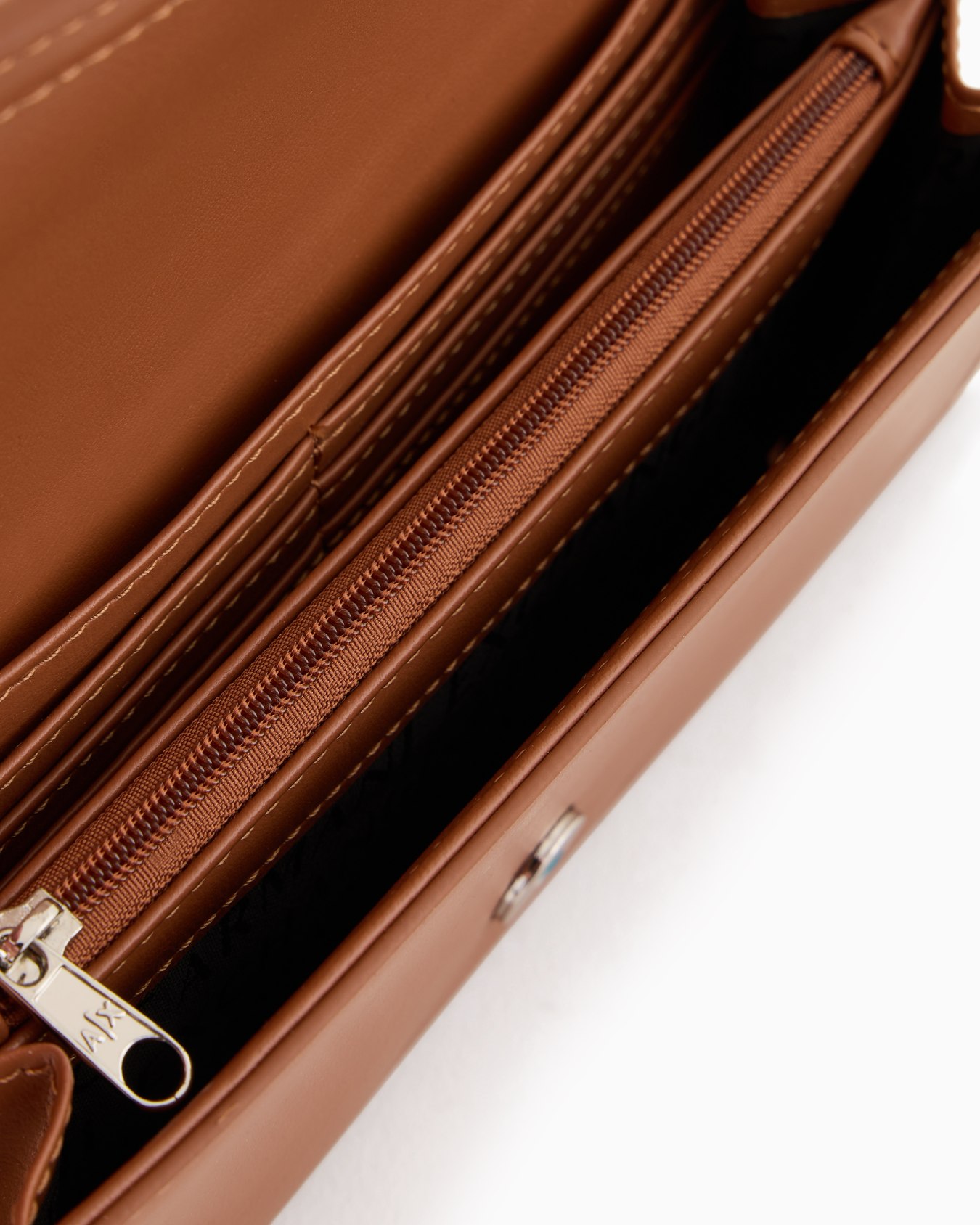  Horizontal wallet with logo Slide 3