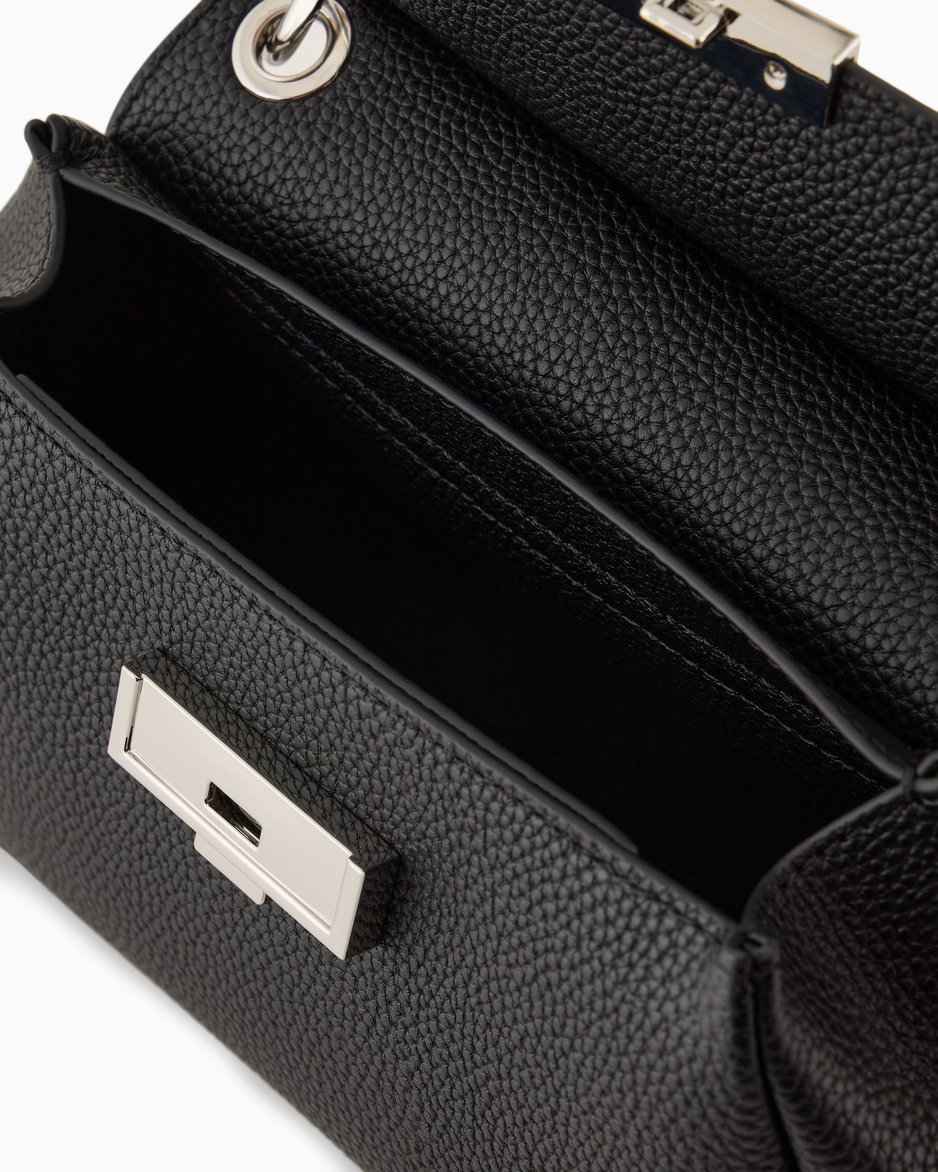 Sequined shoulder bag with metallic details Diapositiva 3