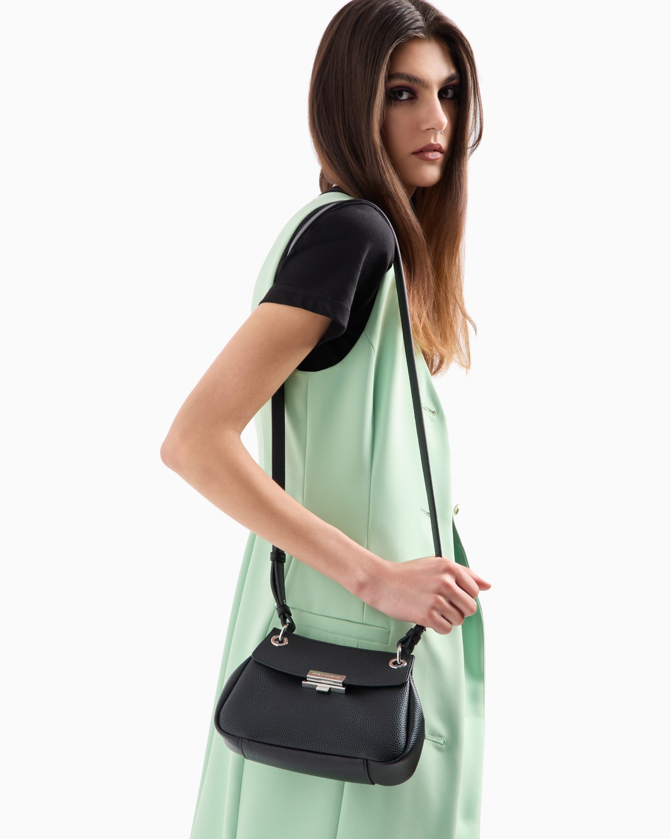 Sequined shoulder bag with metallic details Diapositiva 6