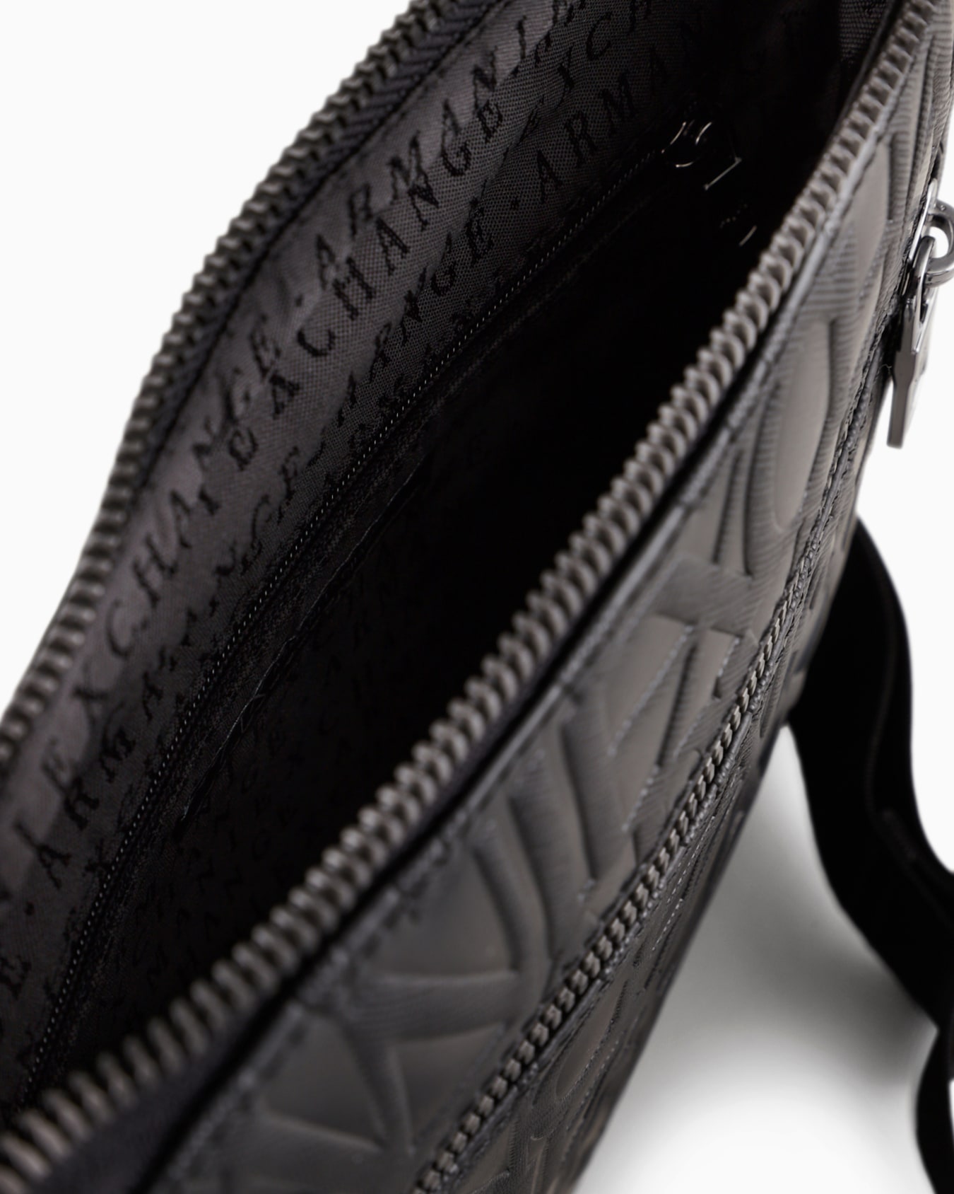 Flat shoulder strap in recycled material Slide 3