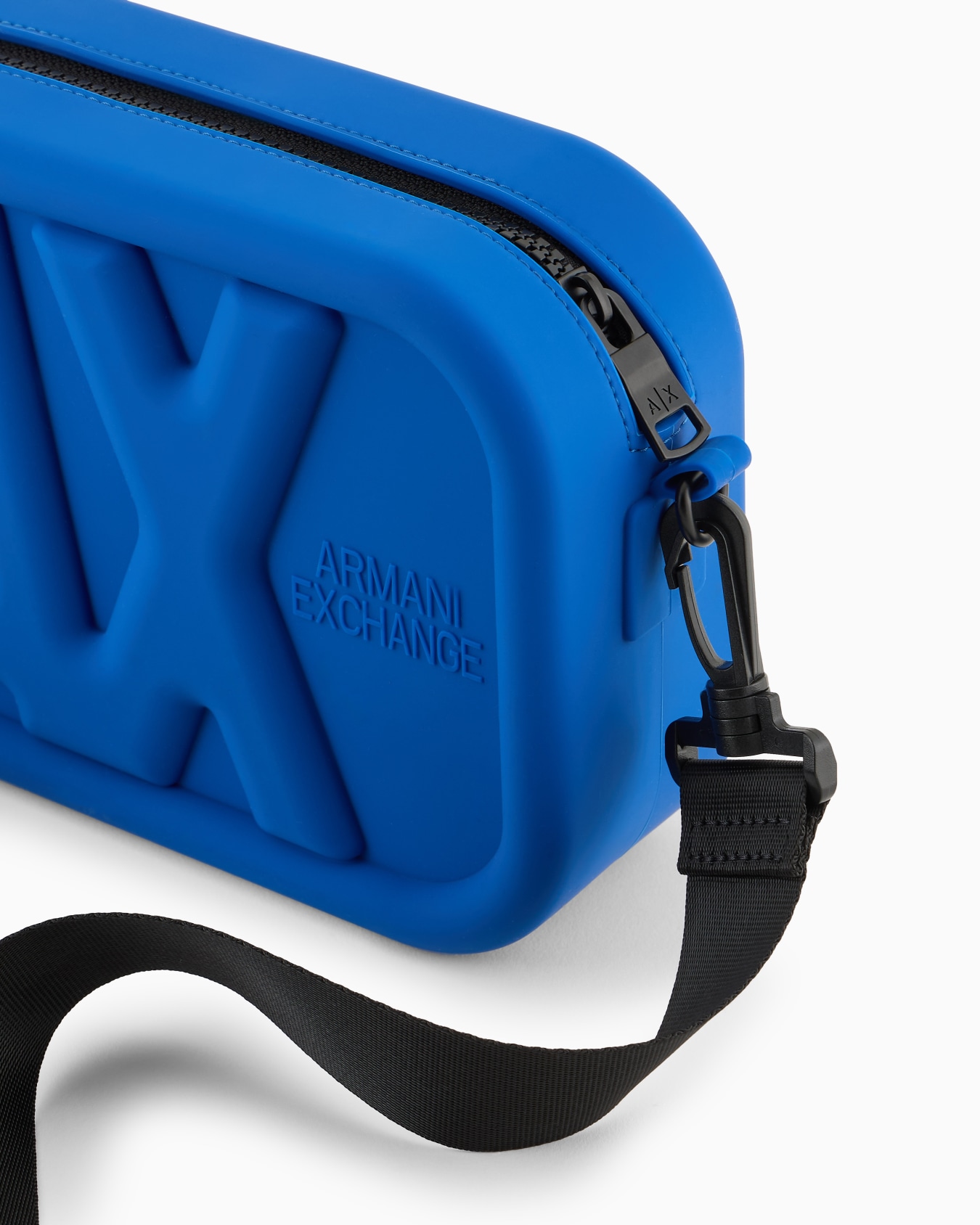 Bolso bandolera de silicona con logo moldeado en relieve Diapositiva 4