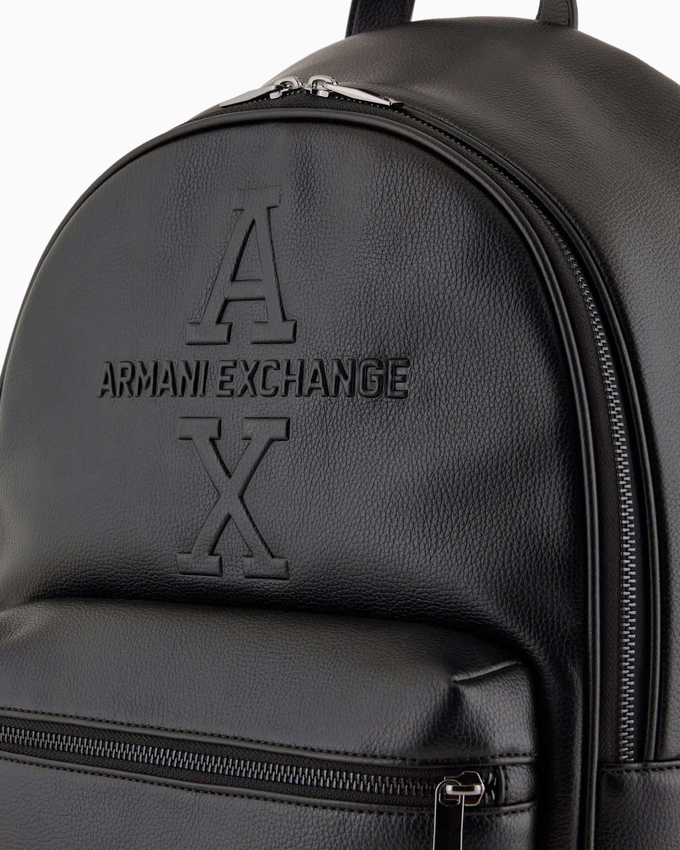 Mochila con logo grabado tono sobre tono y gancho Diapositiva 4