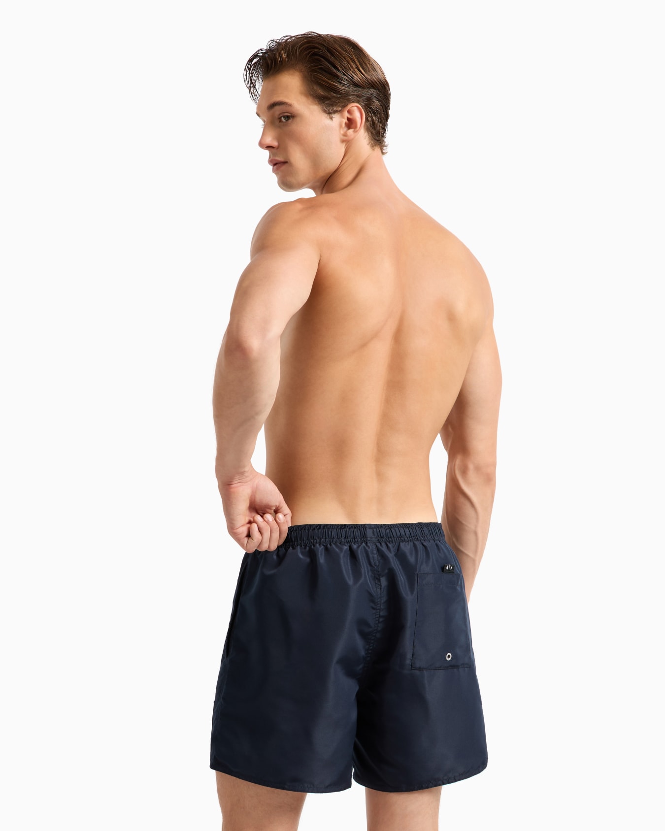 Bañador tipo shorts de tejido reciclado Diapositiva 2
