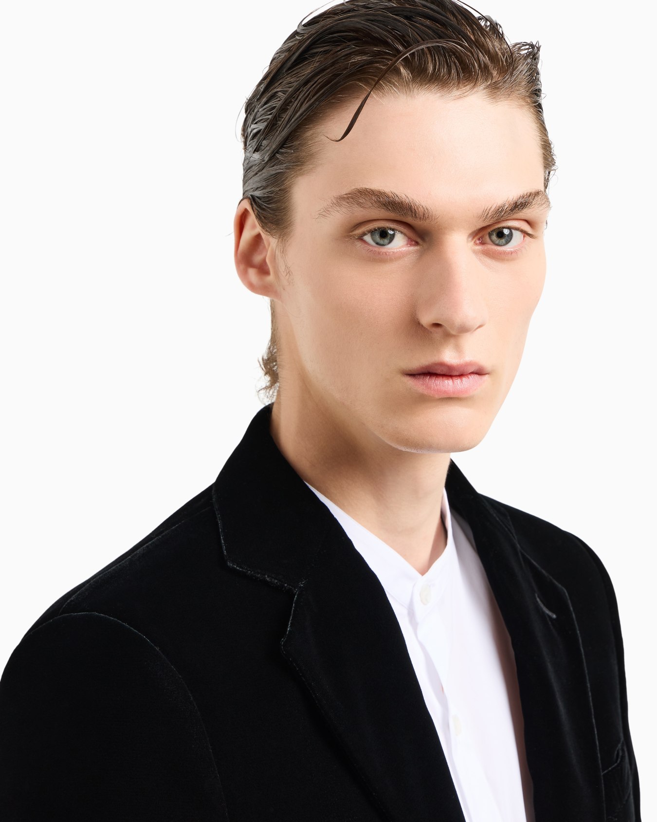 Icon George line single-breasted stretch-velvet jacket Slide 4