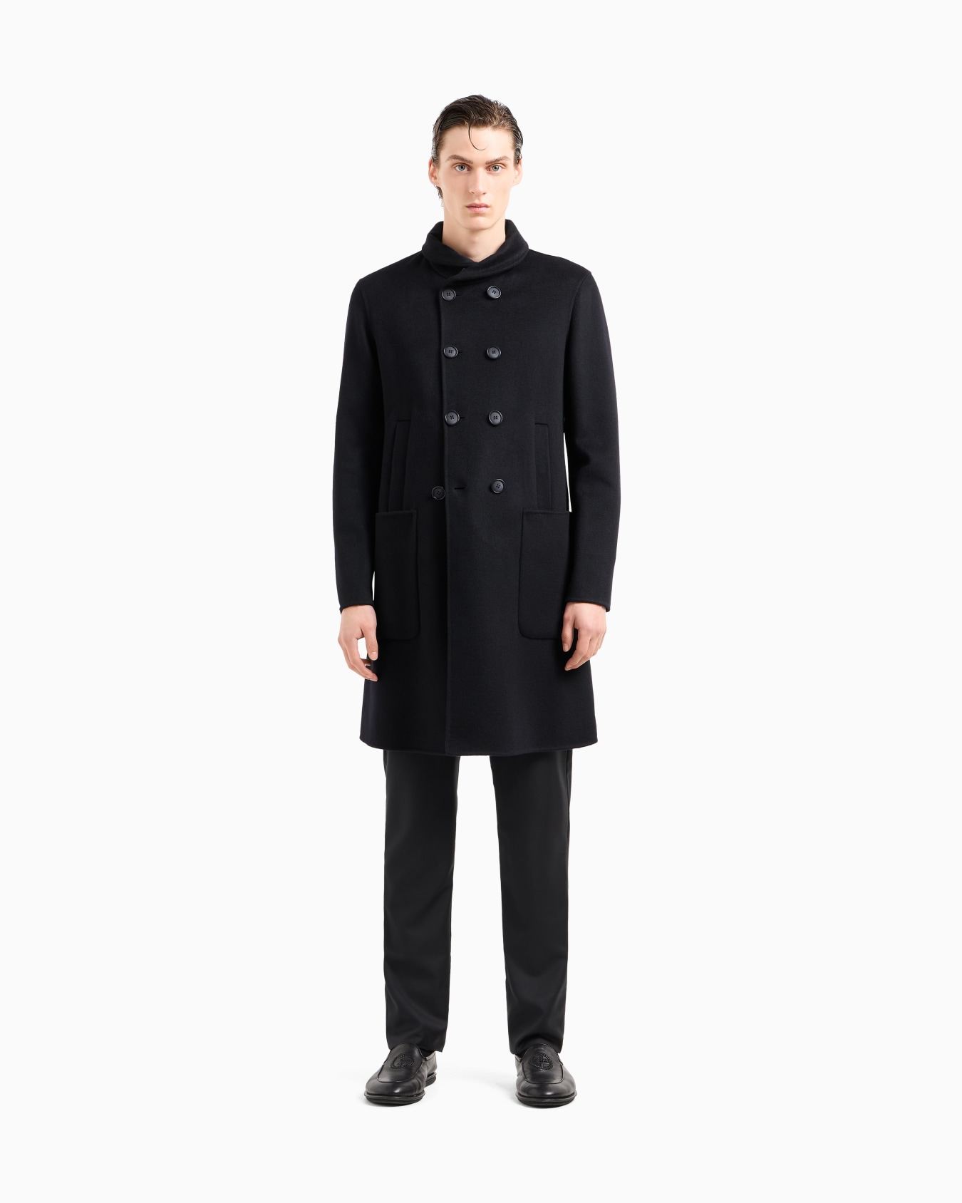Icon double-breasted coat in double cashmere Slide 3