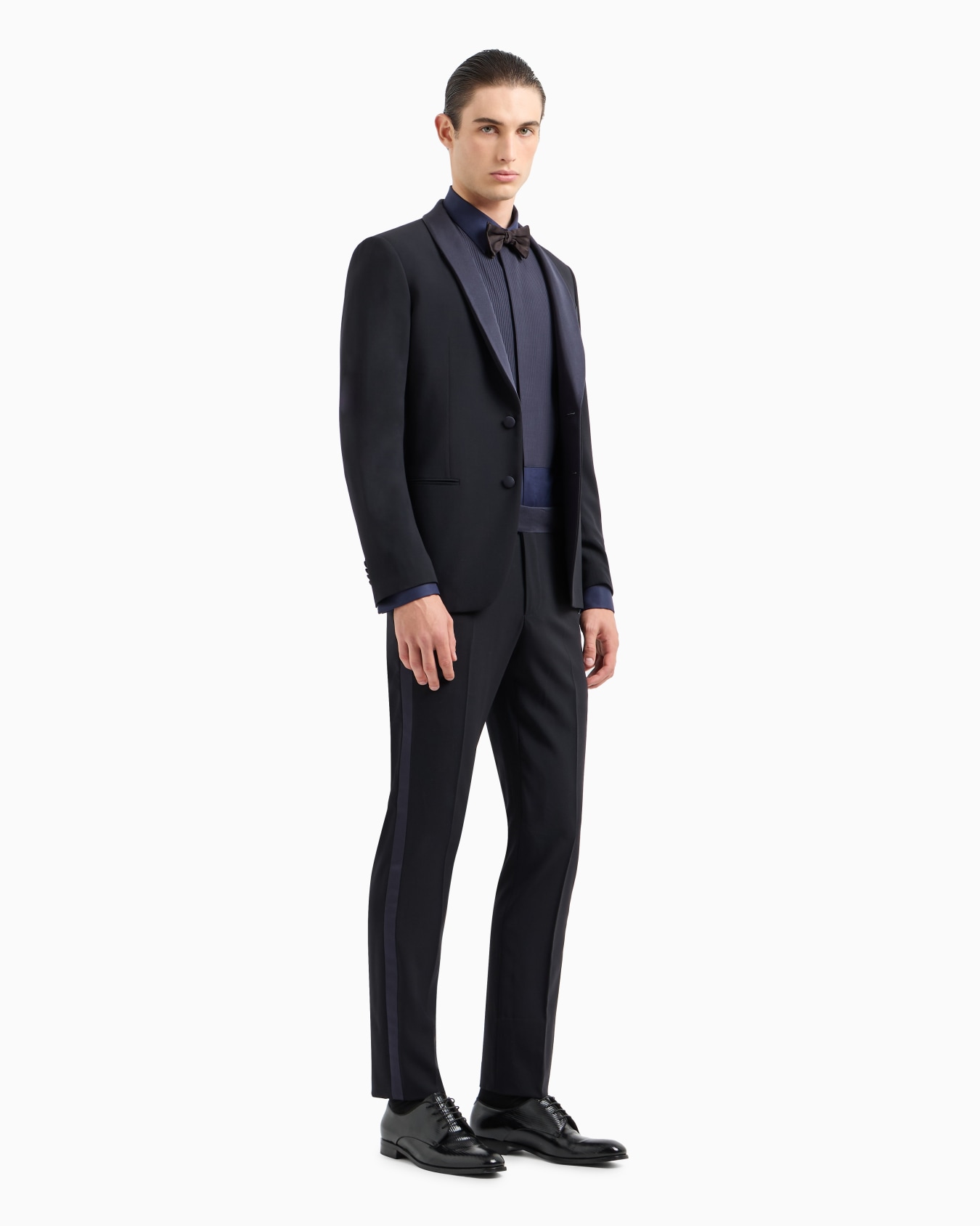 Pleated cotton tuxedo shirt Slide 3