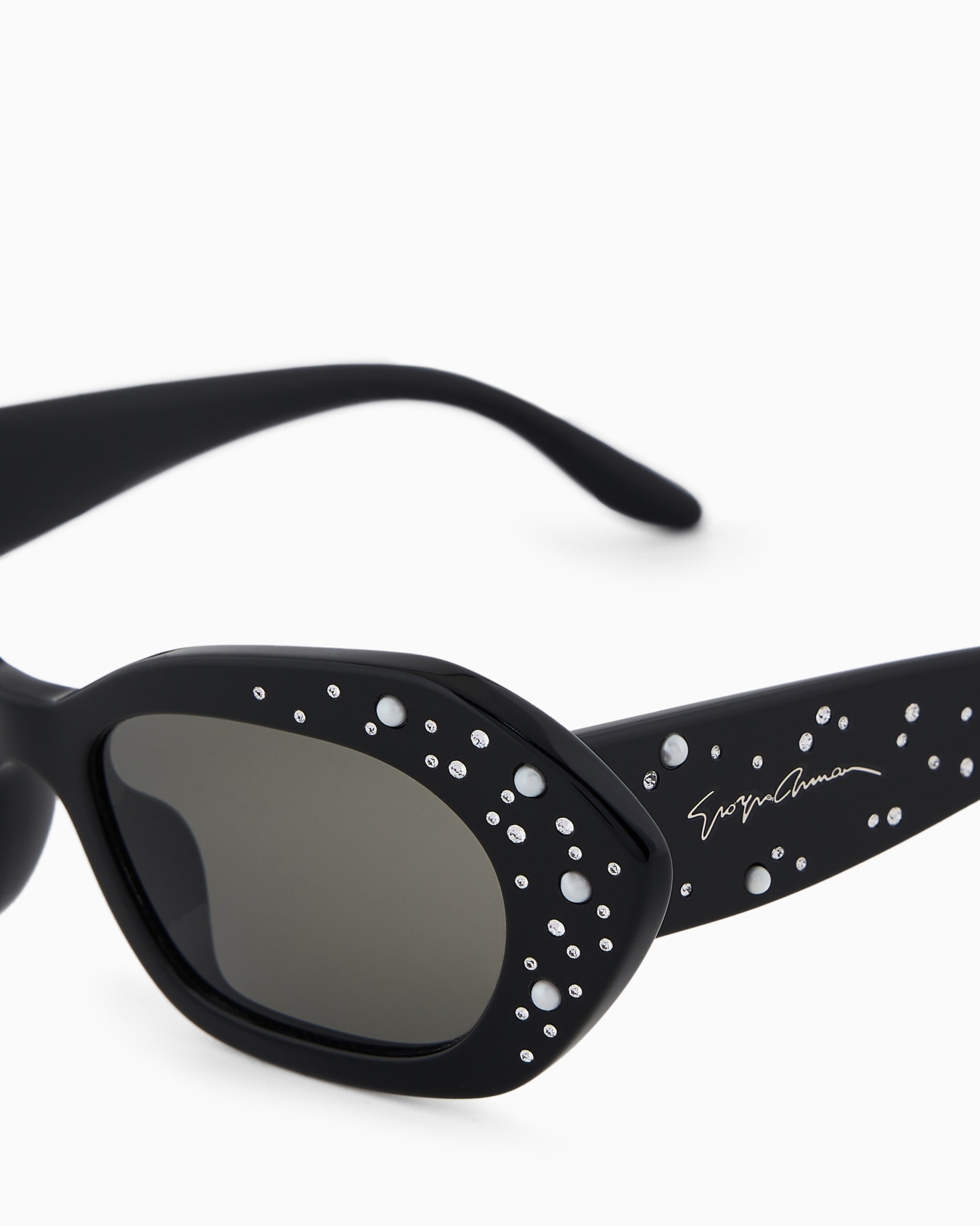 Women’s square sunglasses Slide 4