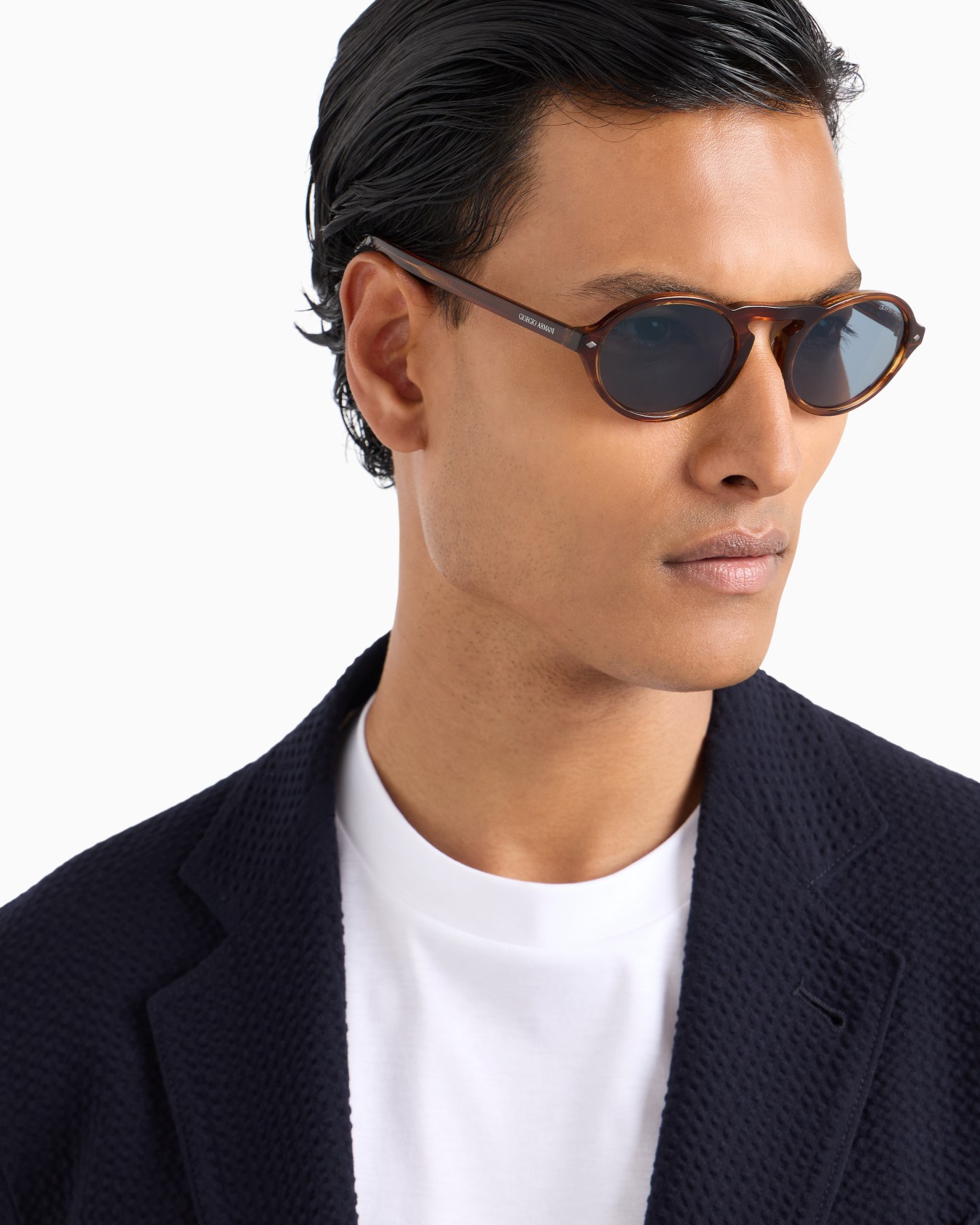 Men’s oval sunglasses Slide 1