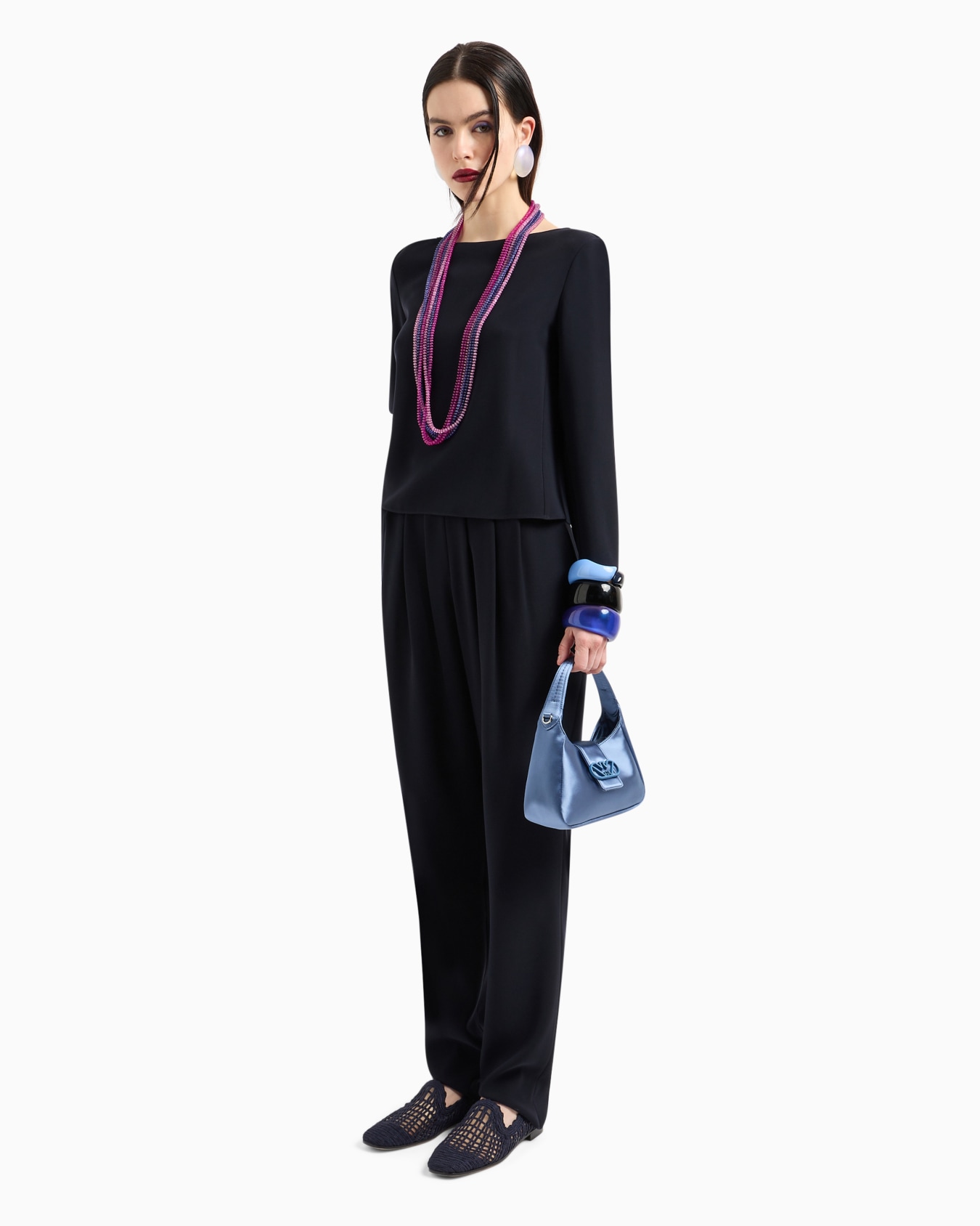 Darted, high-waisted trousers in techno cady Diapositiva 3