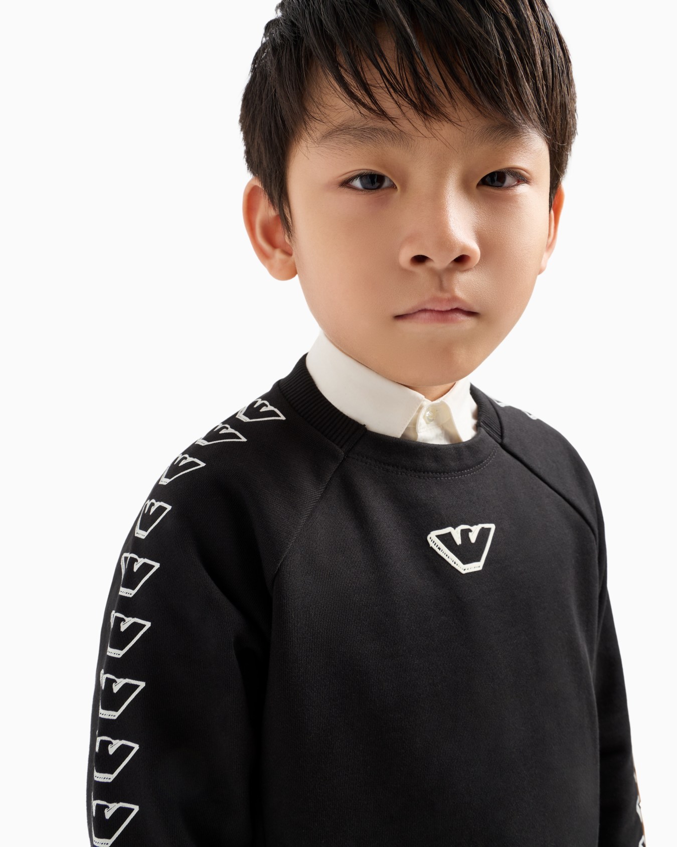 EA Crew jersey sweatshirt with eagles graphic design Slide 4
