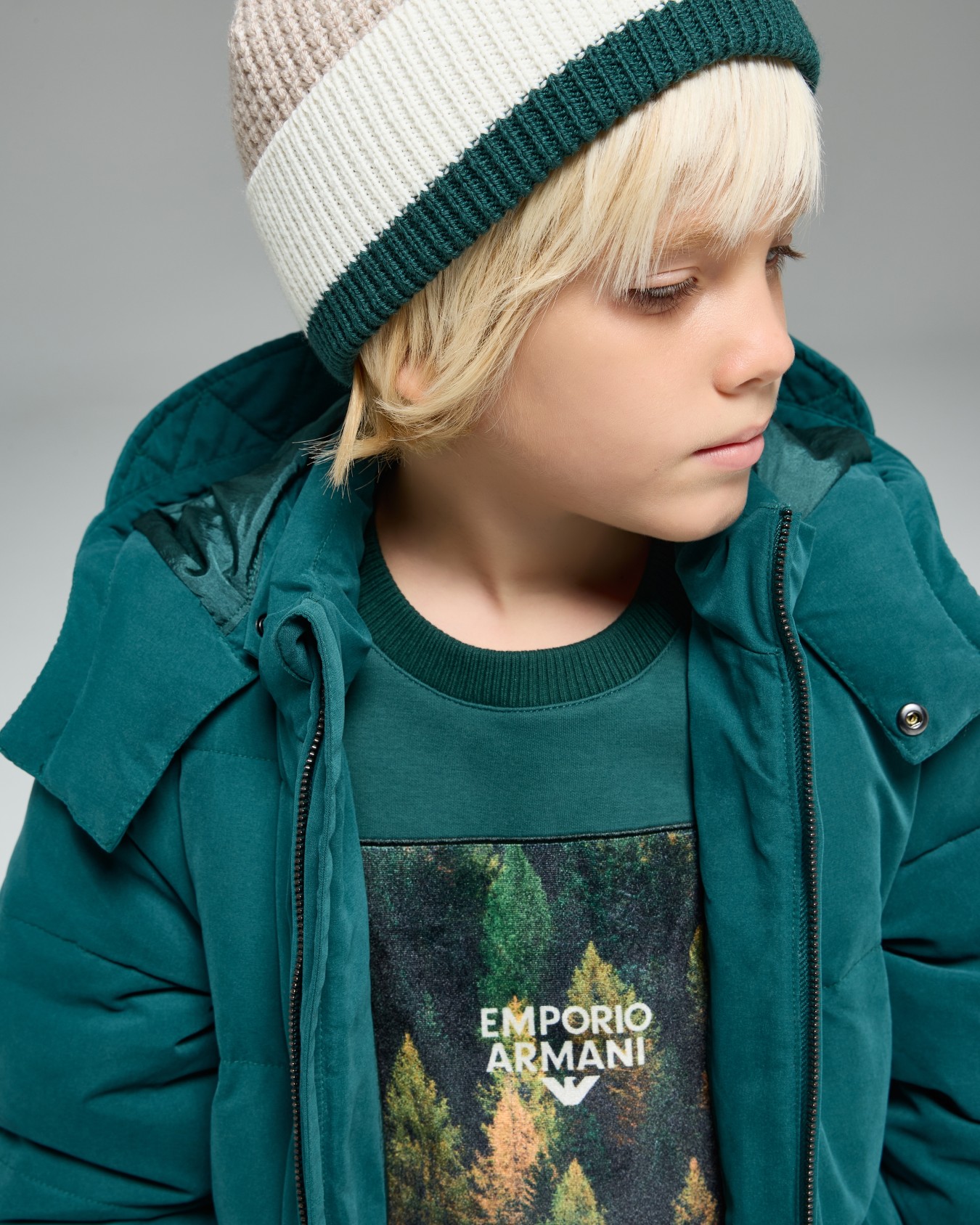 Wool-blend beanie in a mixed-stitch knit Slide 2