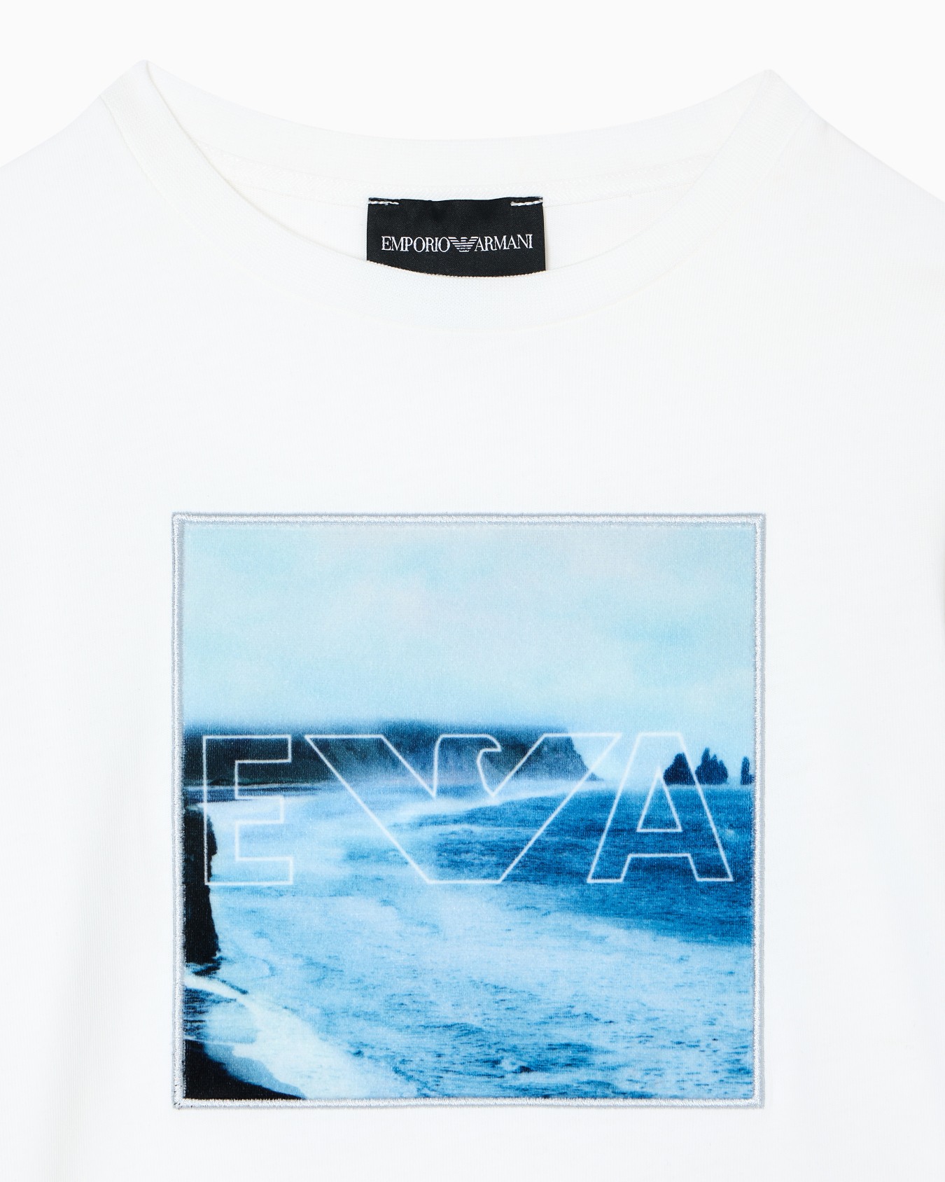 Comfort-fit jersey T-shirt with winter clouds print Slide 1