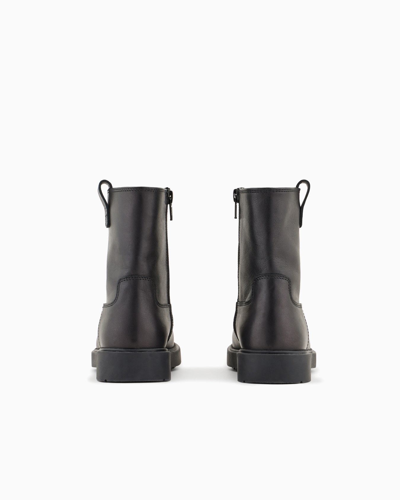 Leather ankle boots Slide 3
