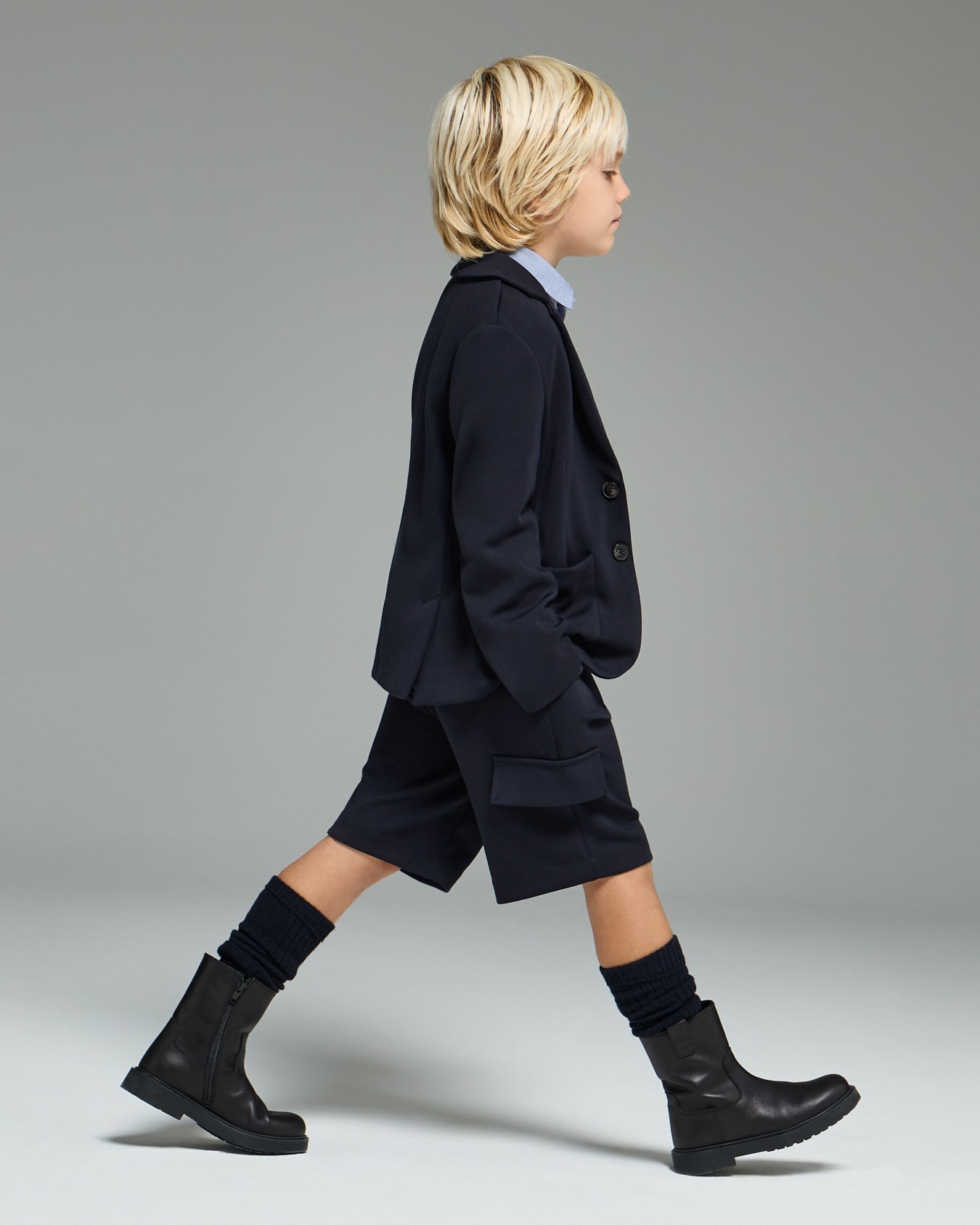 Leather ankle boots Slide 6