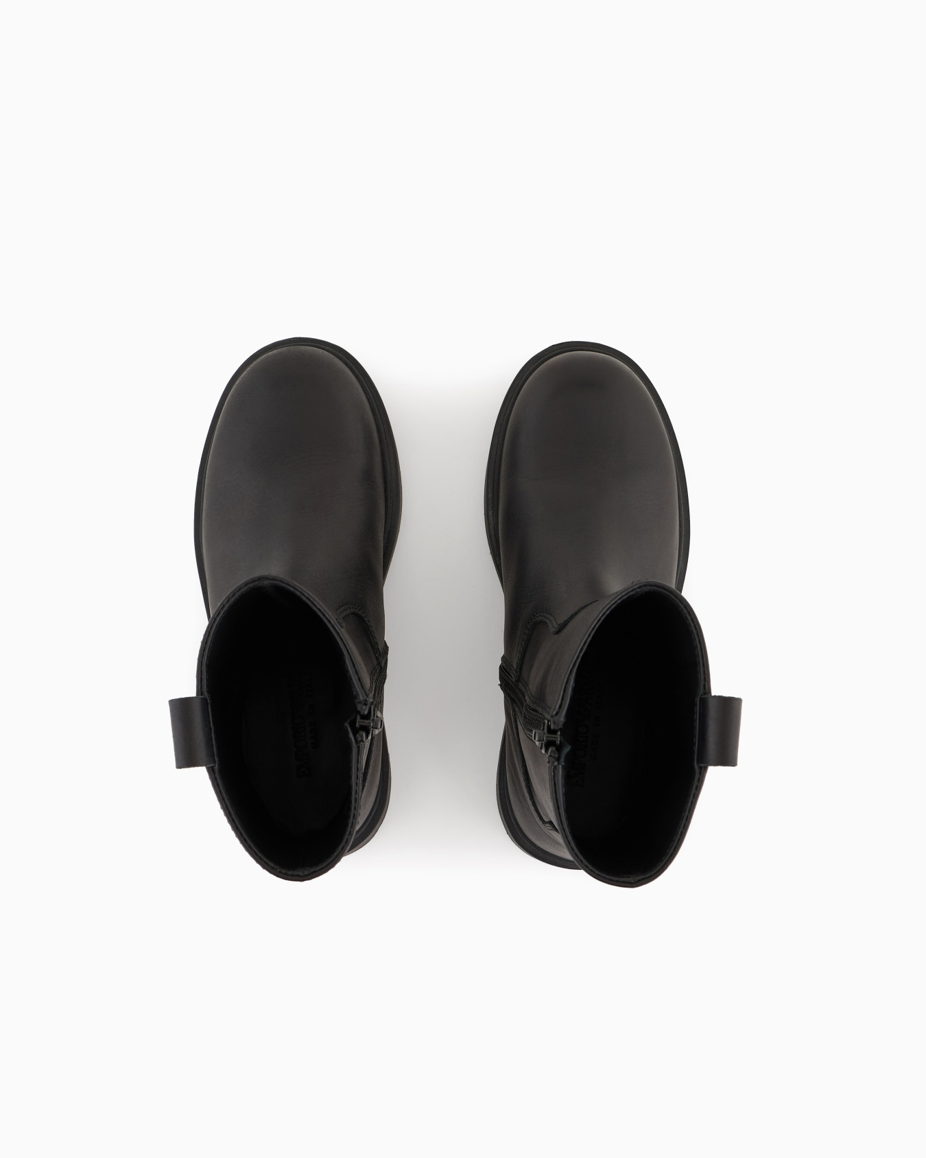 Leather ankle boots Slide 2