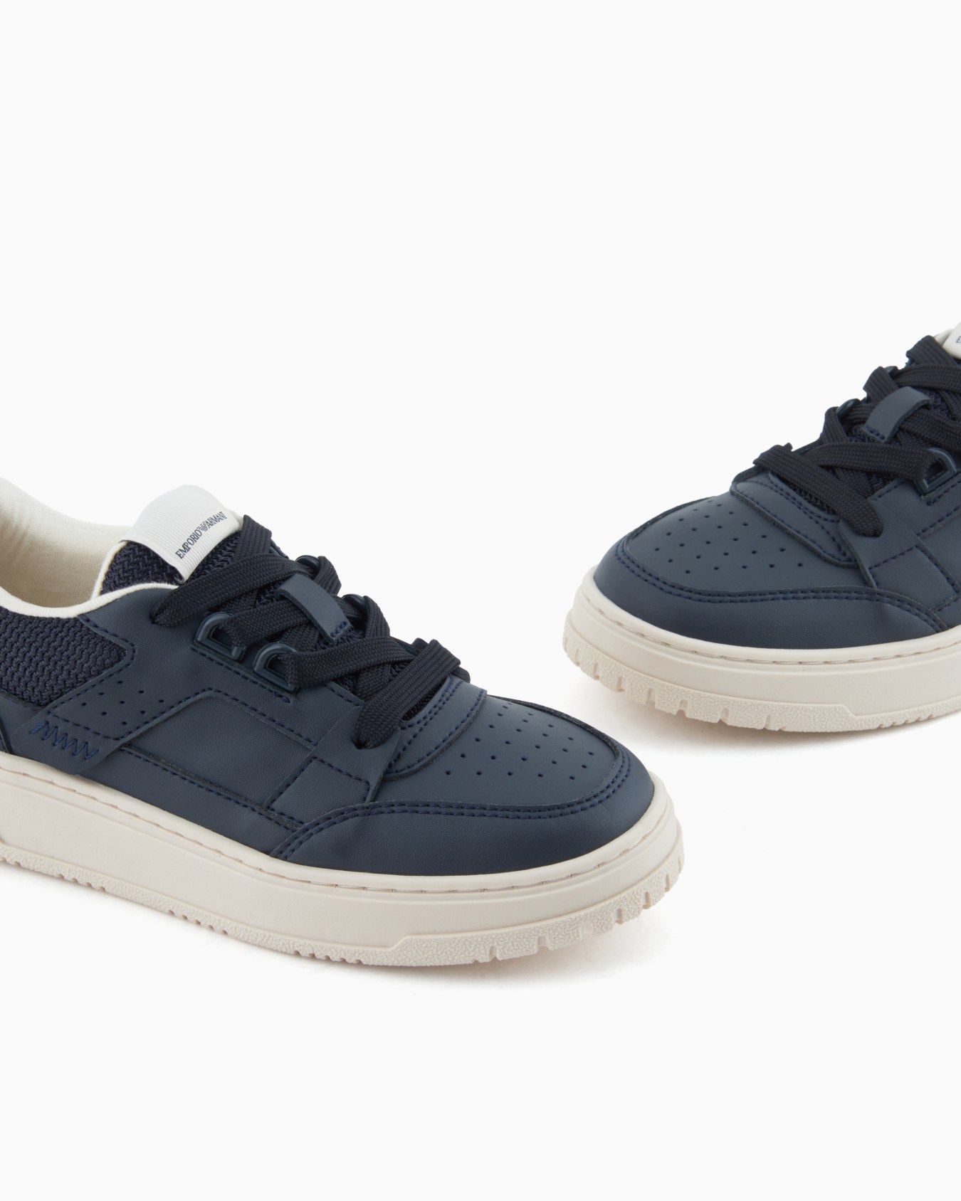 Leather sneakers with mesh details Slide 4
