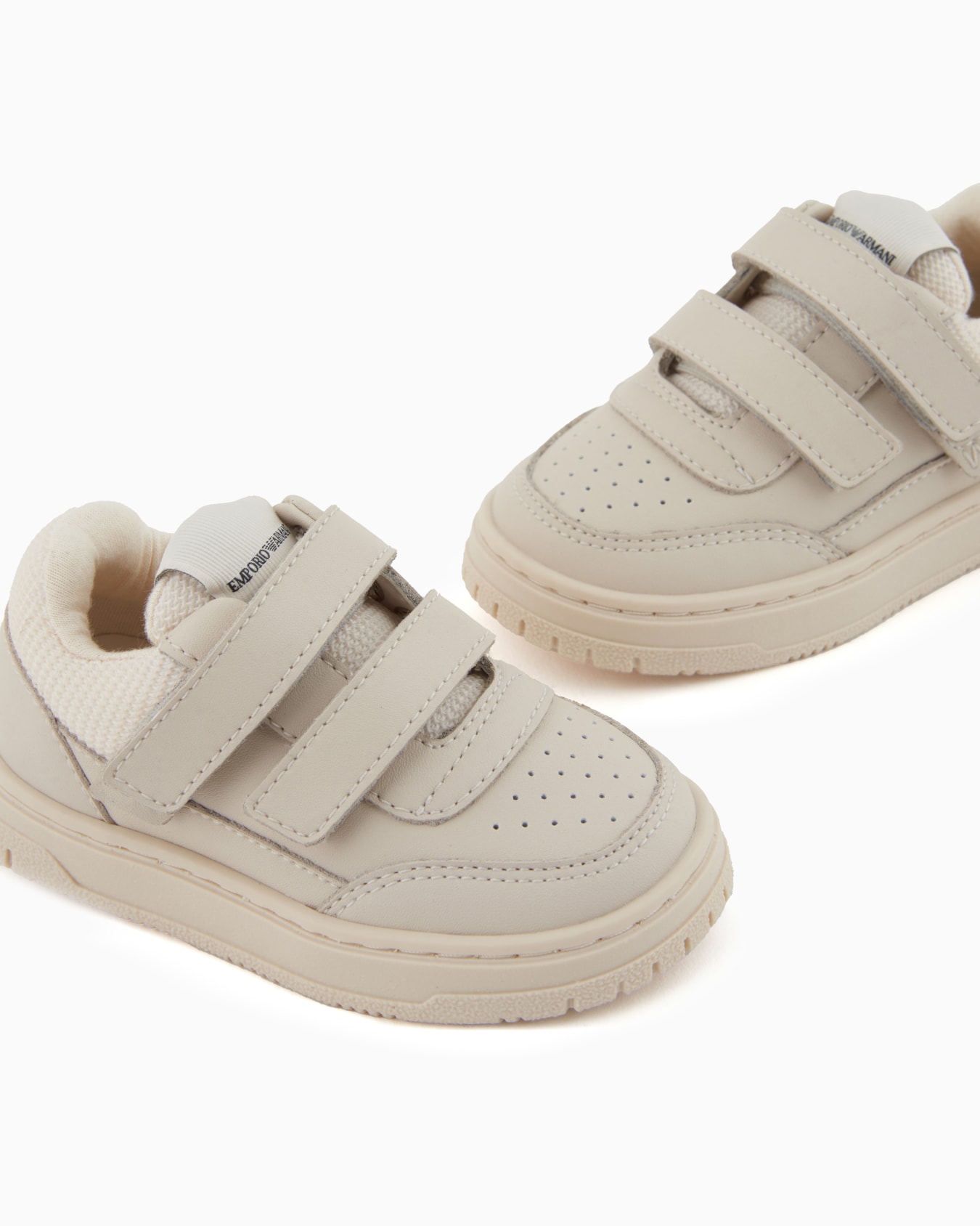 Leather sneakers with mesh details Slide 4