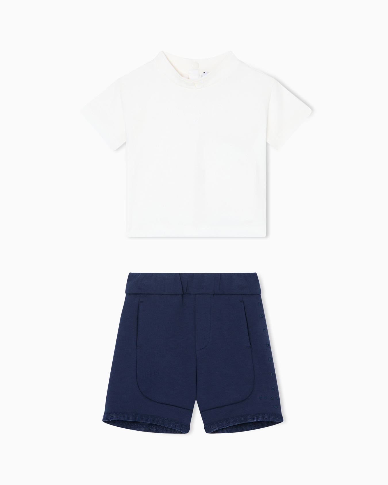 Completo T-shirt e bermuda in jersey interlock Slide 0