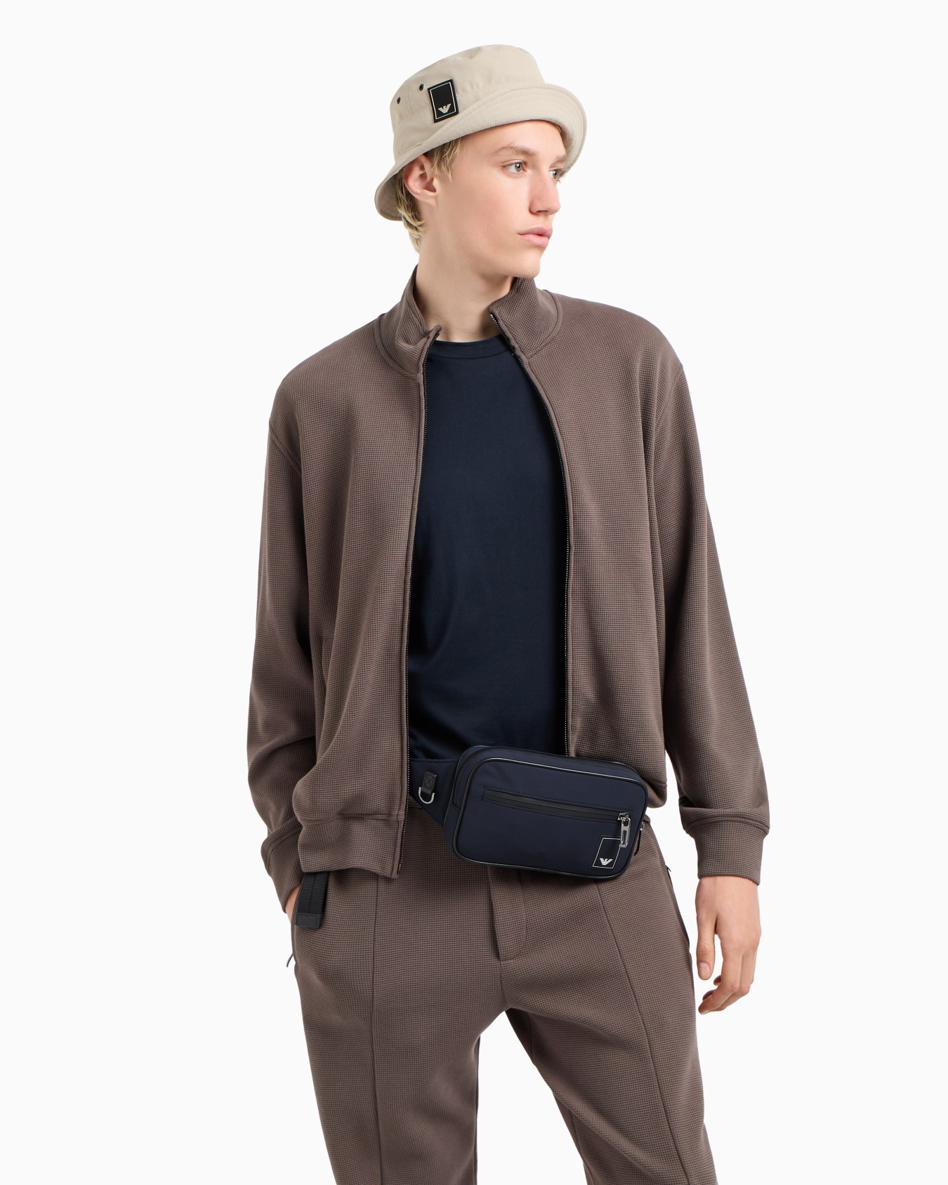 Sac banane en nylon Travel Essential Diapositive 5