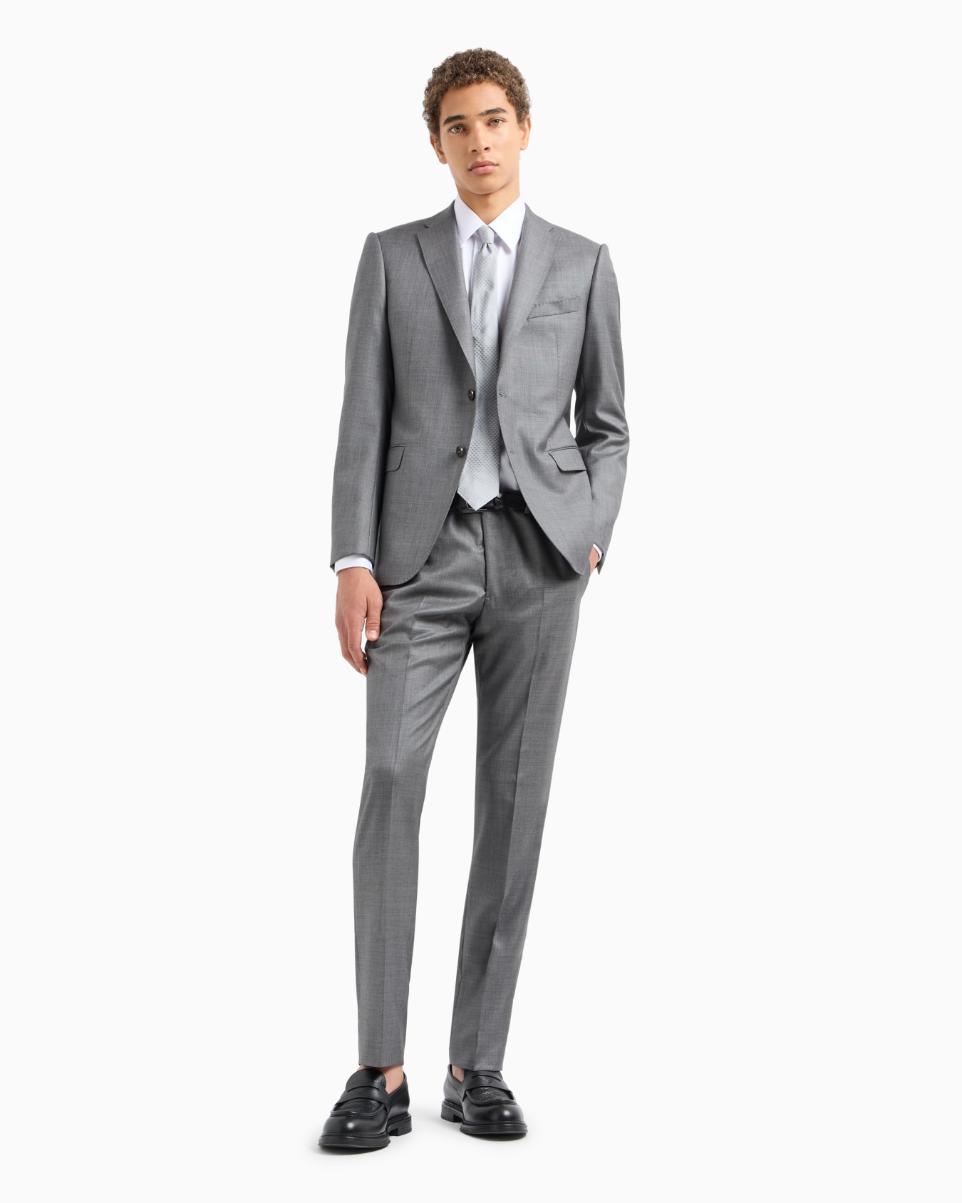 Single-breasted suit in a silky-finish grisaille Slide 3
