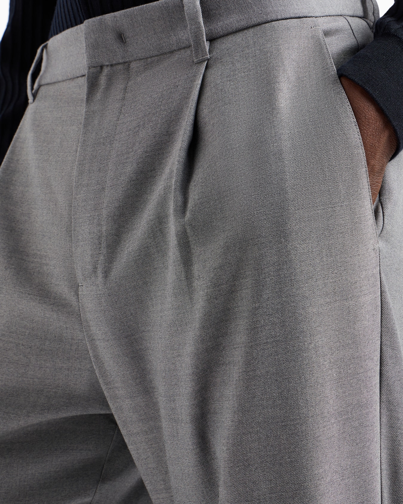 Pantalon à pinces en mélange de laine vierge Travel Essential Diapositive 5